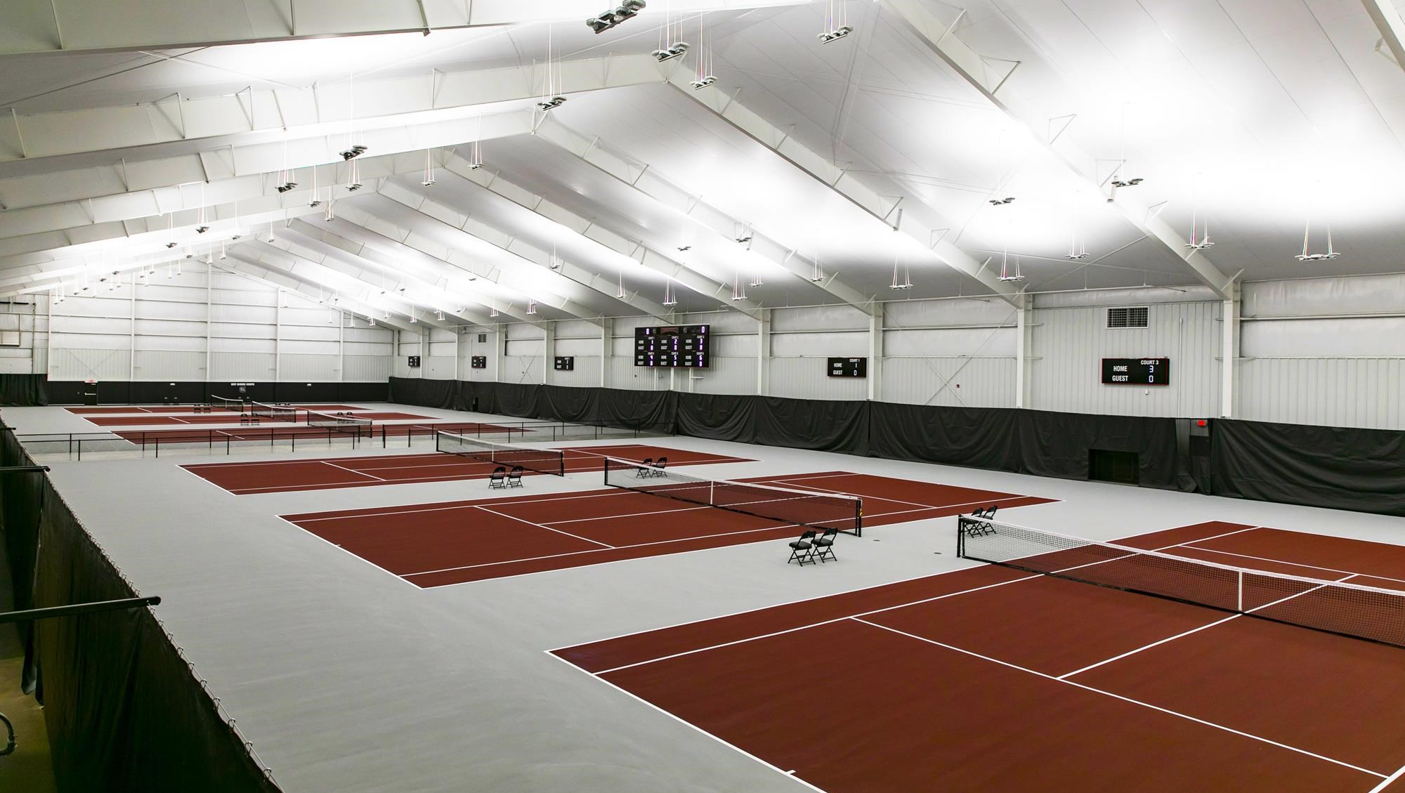 Gamecocks Open Carolina Indoor Tennis Center