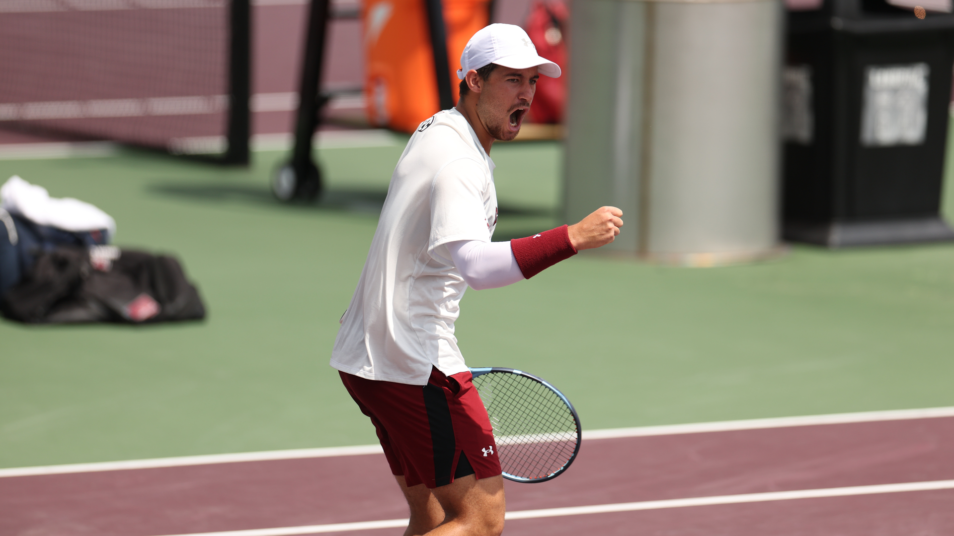 Men’s Tennis Rolls Past Ole Miss, Advances to SEC Quarterfinals