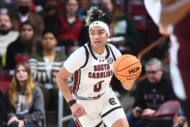 Te-Hina Paopao dribbles up the court against Mississippi State, 1/7/24