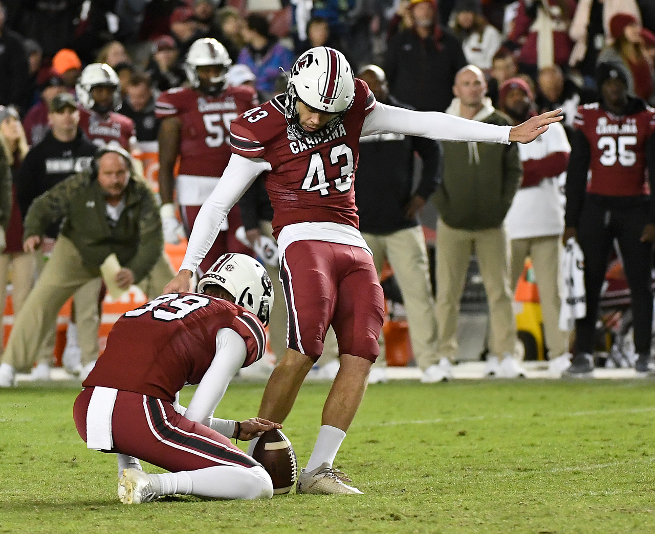 Football vs. Florida (Nov. 6, 2021)