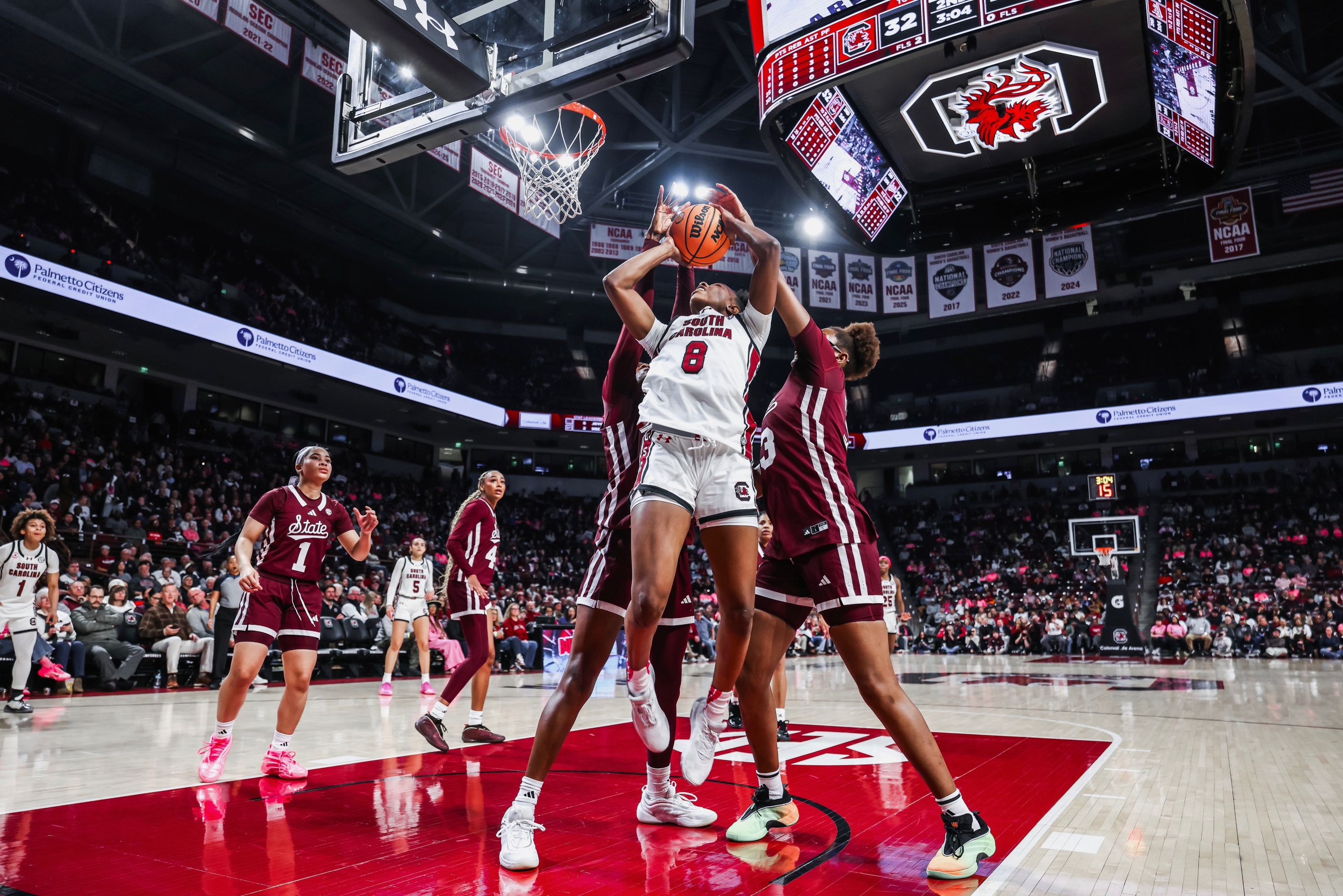 Edwards surpasses 1,000 career points in 88-45 win over Bulldogs