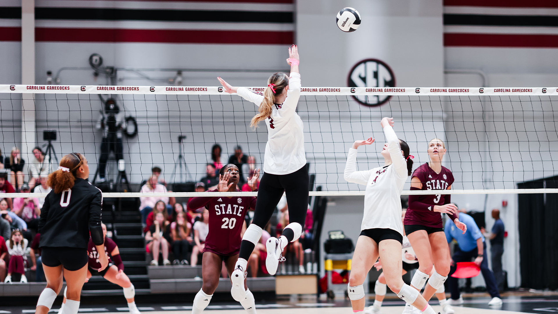 Gamecocks Drop Home Match to Mississippi State
