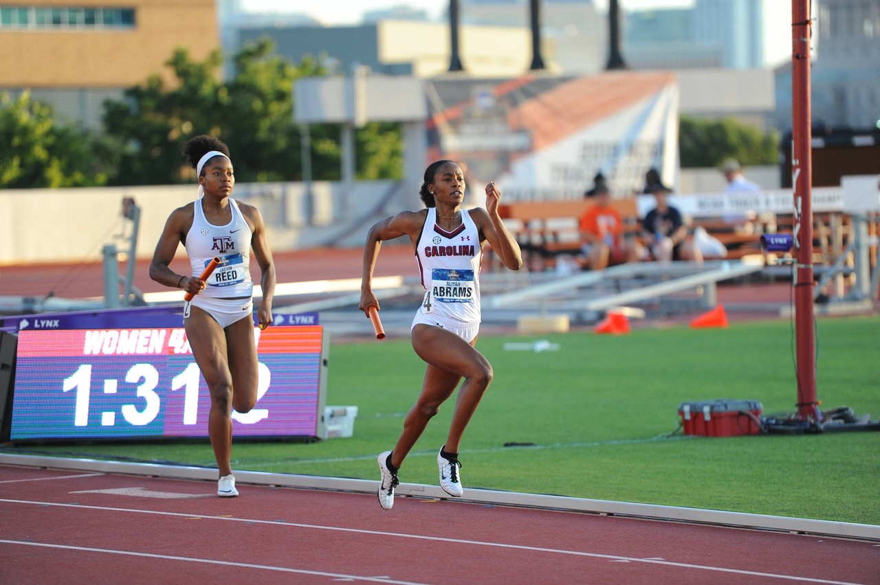 Aliyah Abrams in action at the 2019 NCAA Outdoor Championships | June 5-8, 2019 | Photos by Cheryl Treworgy