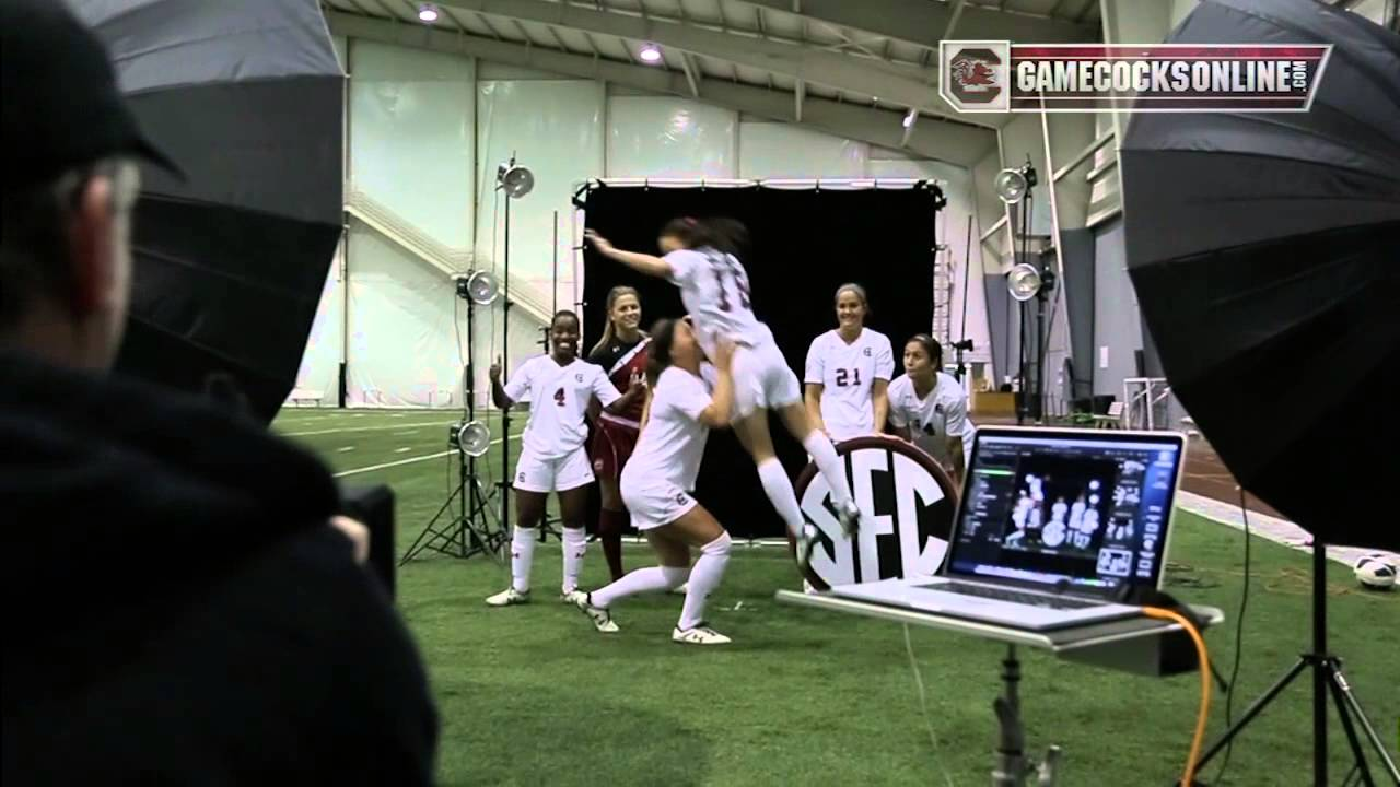 2014 Women's Soccer Poster Shoot Behind-The-Scenes