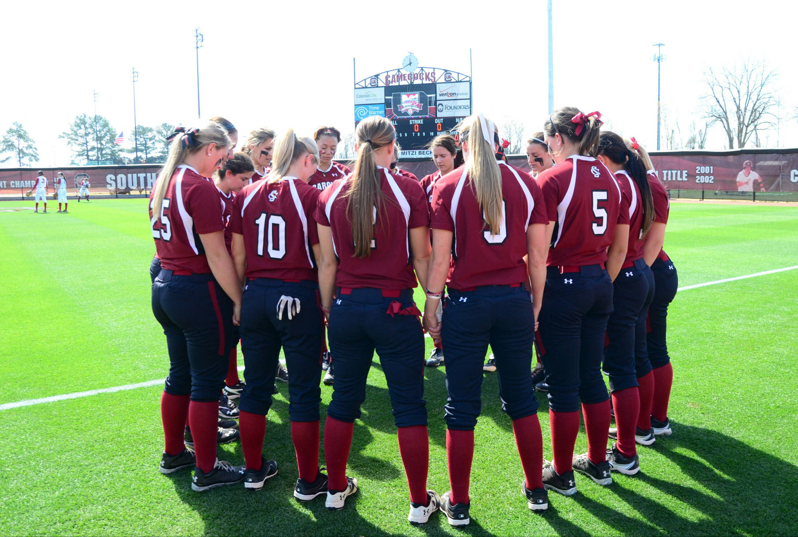 Softball vs. No. 4/6 Alabama 3/16/2013