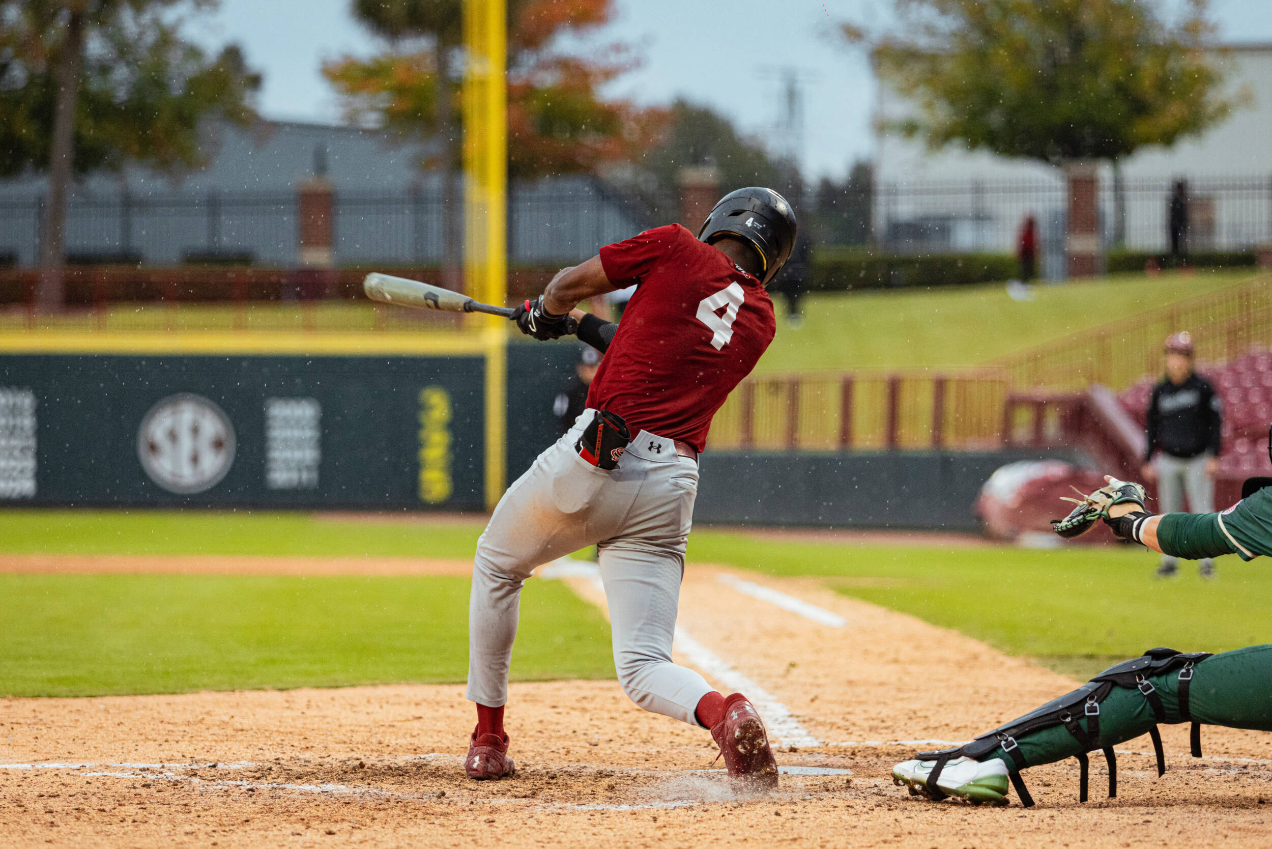 Baseball Defeats Charlotte in Fall Game