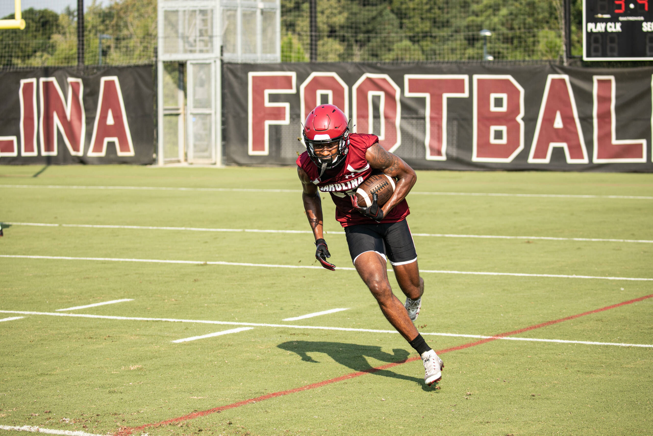 Ger-Cari Caldwell (89) | Wednesday, Aug. 19, 2020 | Ken & Cyndi Long Football Operations Center | Columbia, S.C. | Photos by South Carolina Athletics