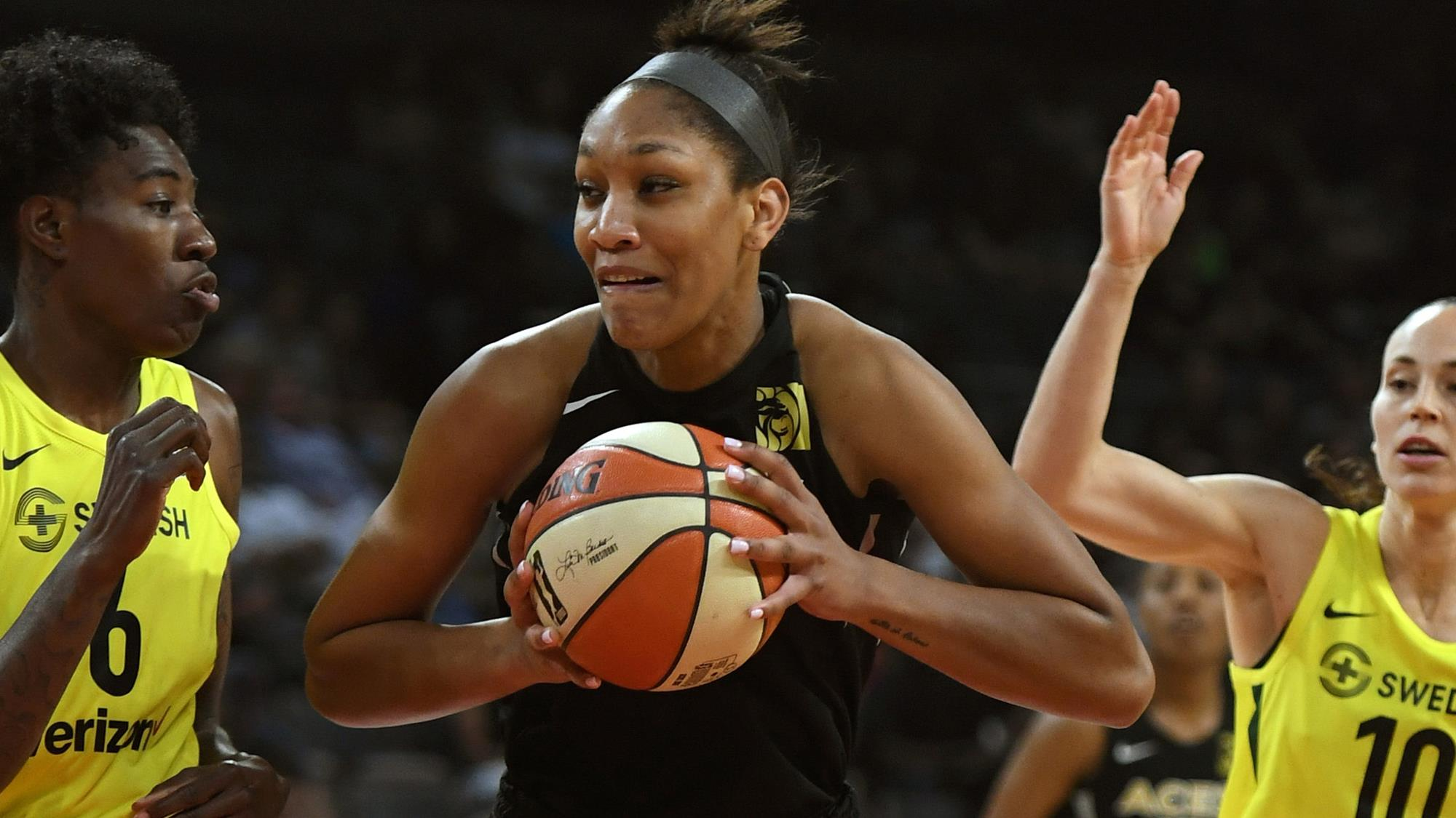 Wilson Named WNBA Rookie of the Year