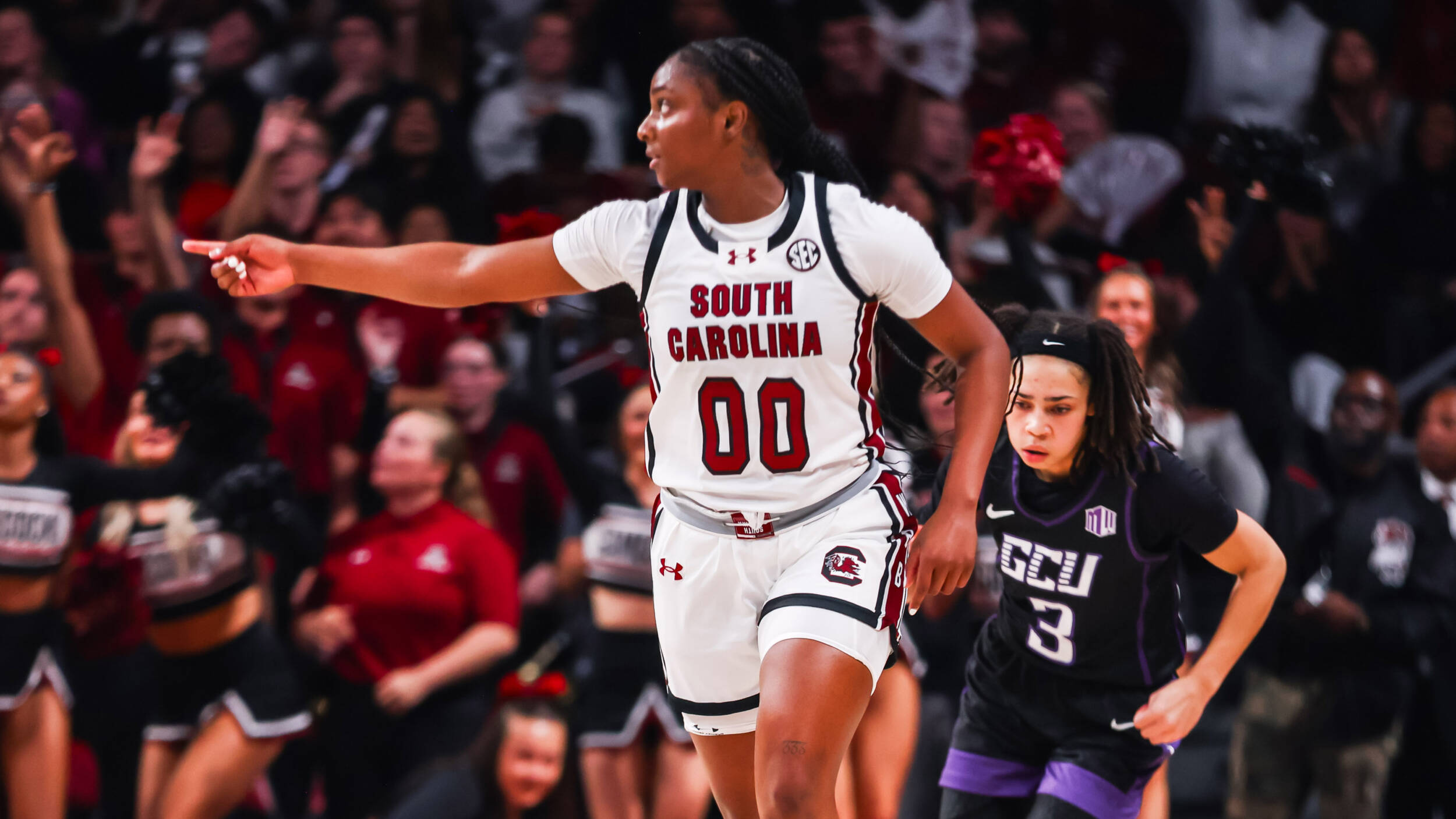 Latson Leads No. 2 South Carolina Past Grand Canyon