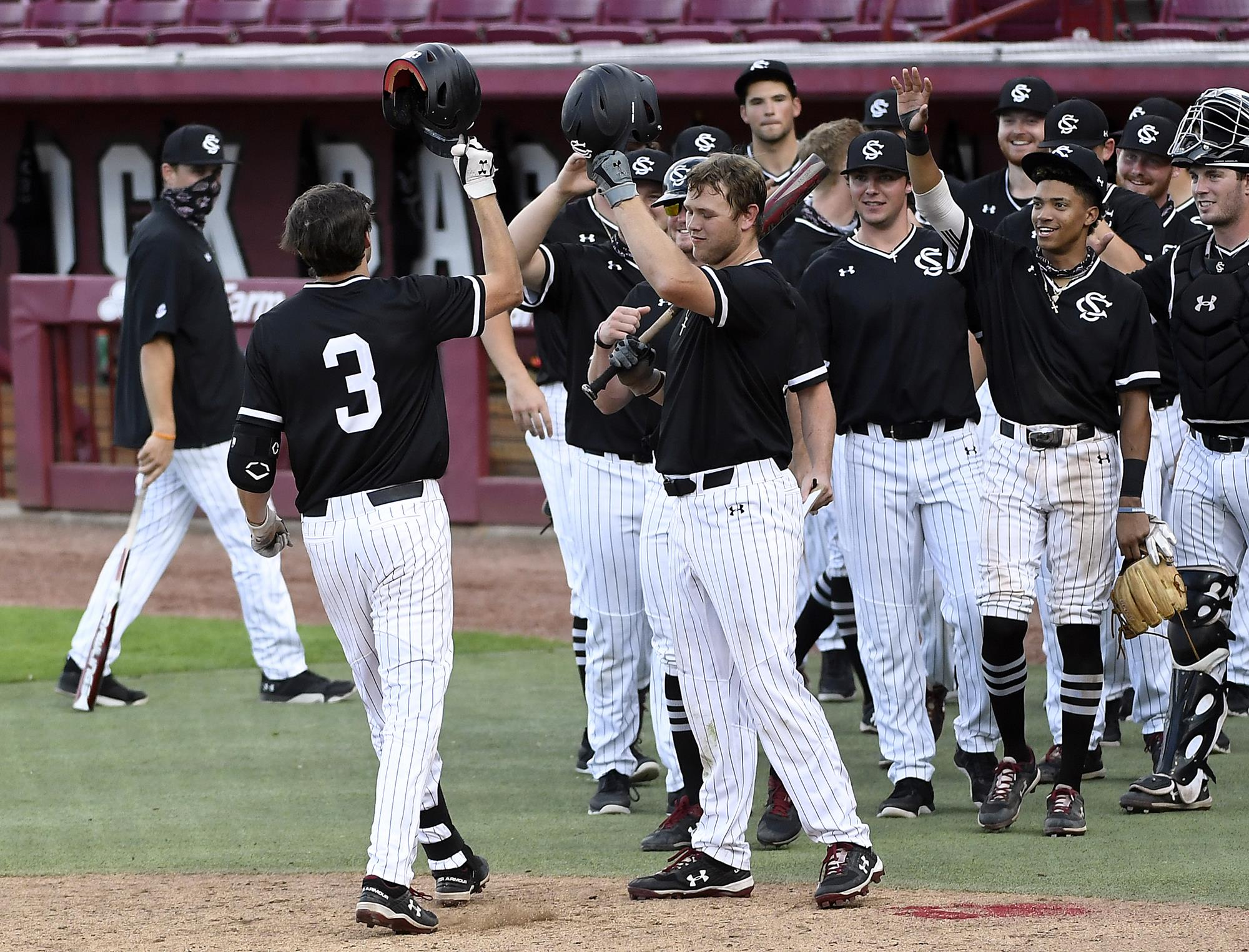 Baseball Opens Team Practice on Friday