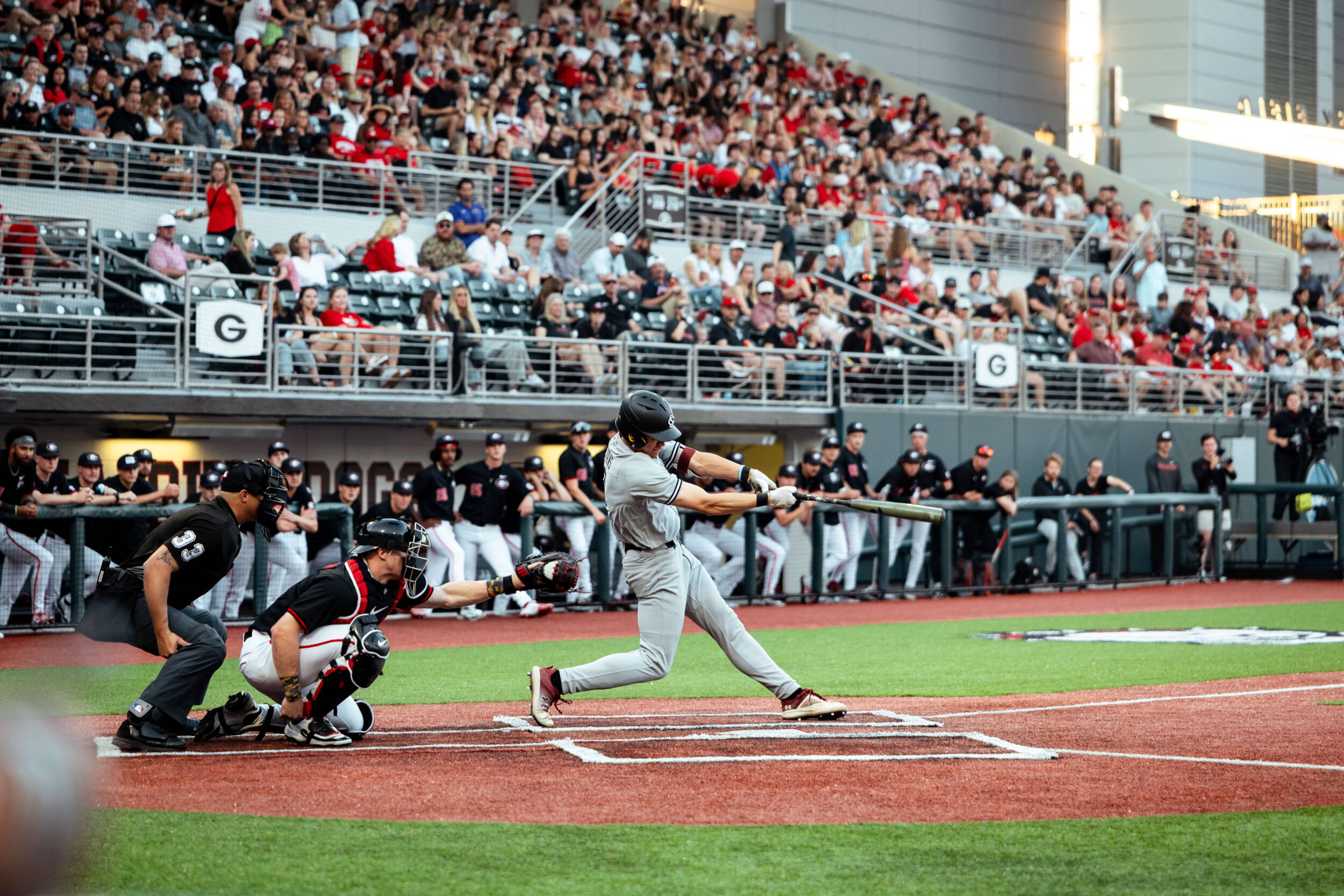 Baseball Falls to Georgia, 5-2, Friday Night in Athens