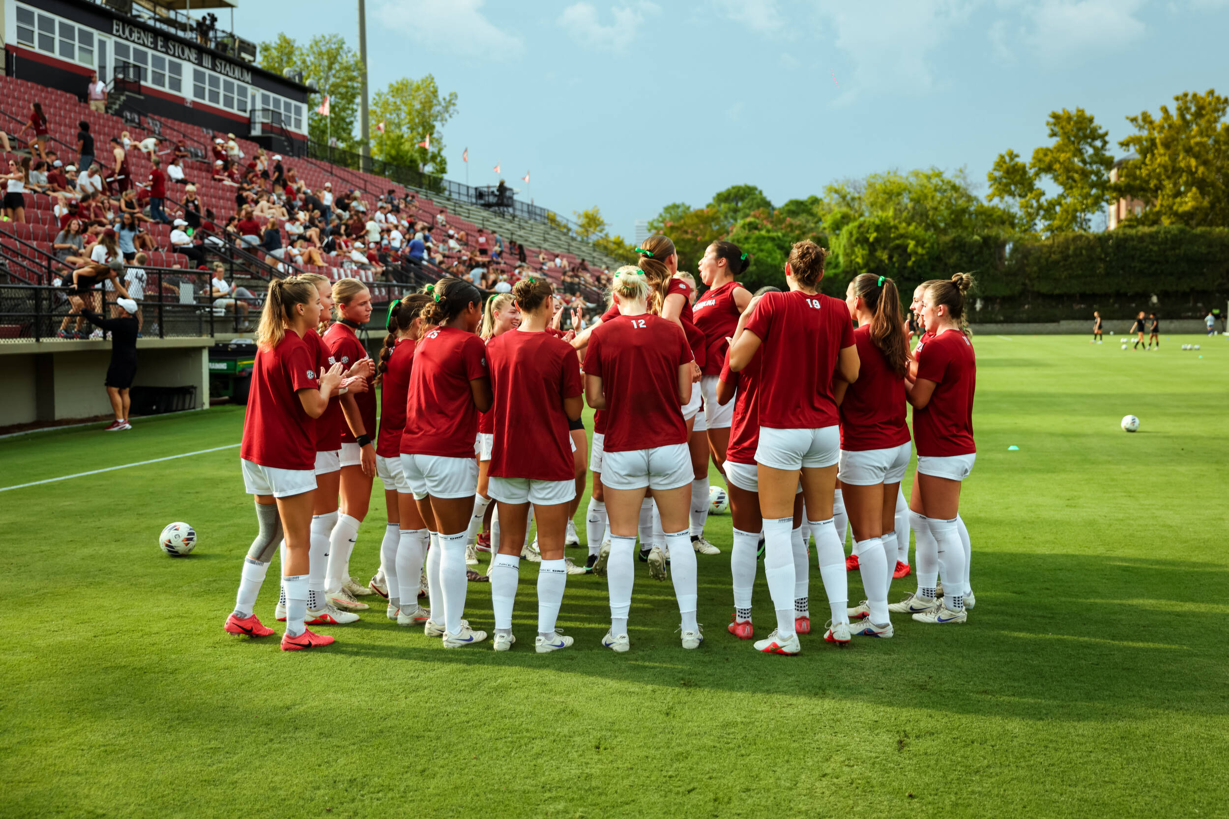 No. 20 Gamecocks Close Non-Conference Play with 6-1 Senior Night Win