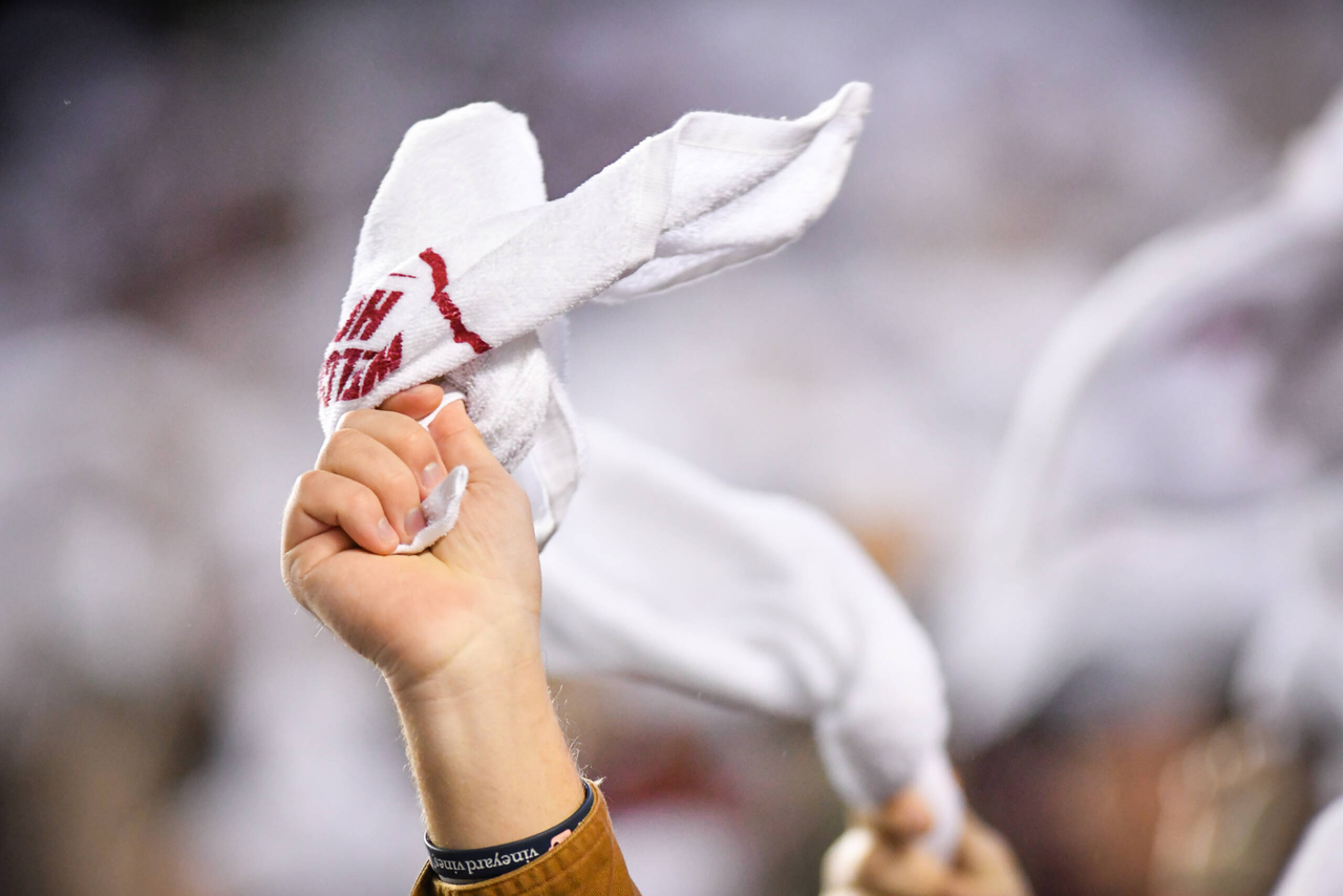 Football vs. Florida (Nov. 6, 2021)