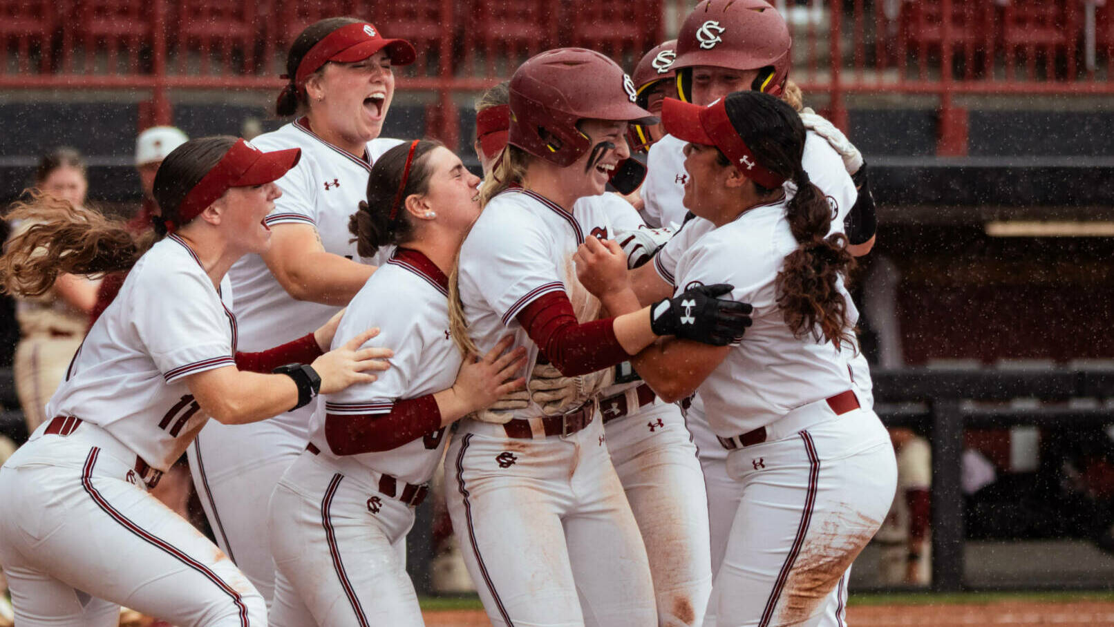 No. 23 Gamecocks Earn Third Straight Walk-Off win to Sweep Eagles