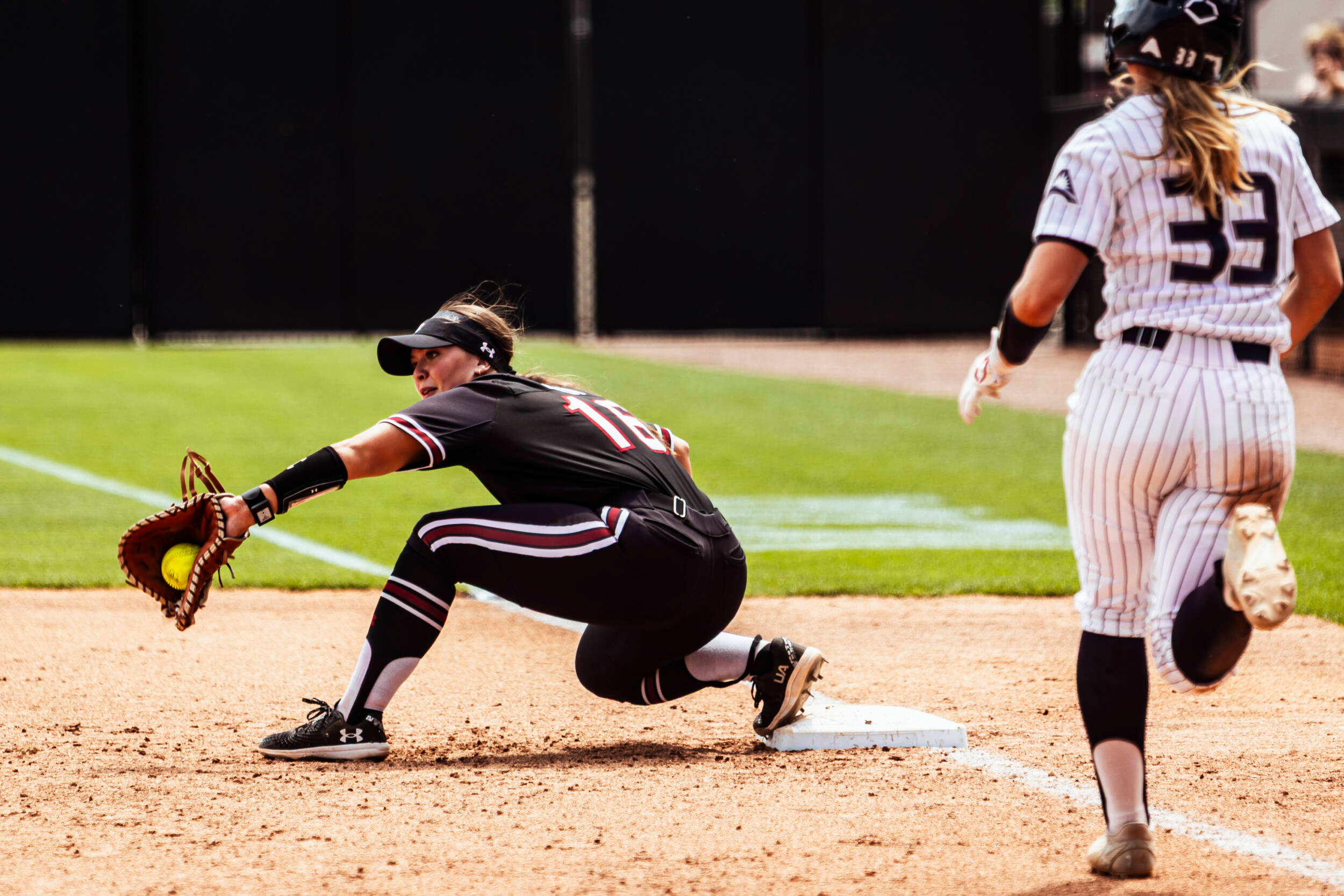 Arianna Rodi Named Rawlings Gold Glove Award® Winner – University of ...