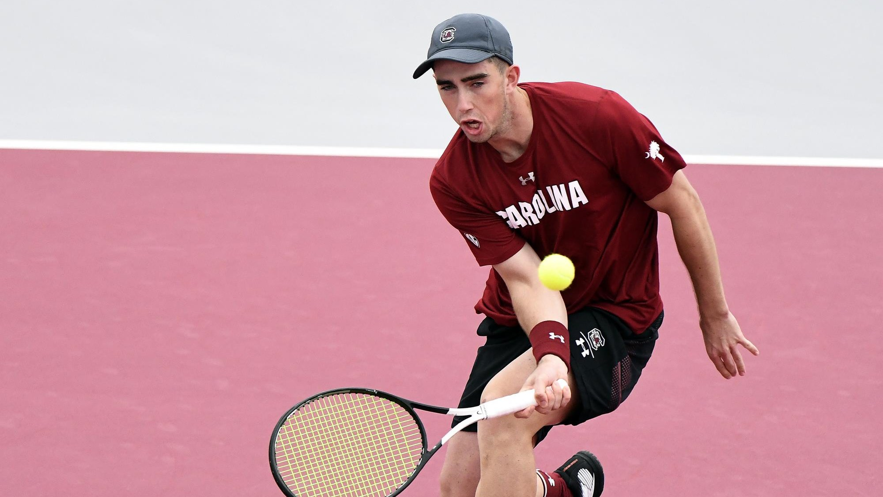 Gamecocks Battle Tennessee in Volunteer Showdown Day 2