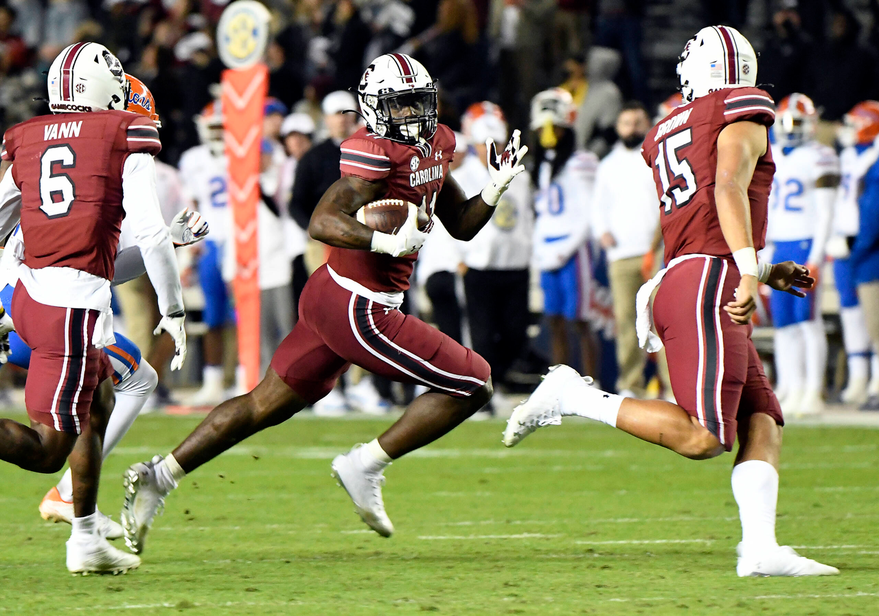 Football vs. Florida (Nov. 6, 2021)