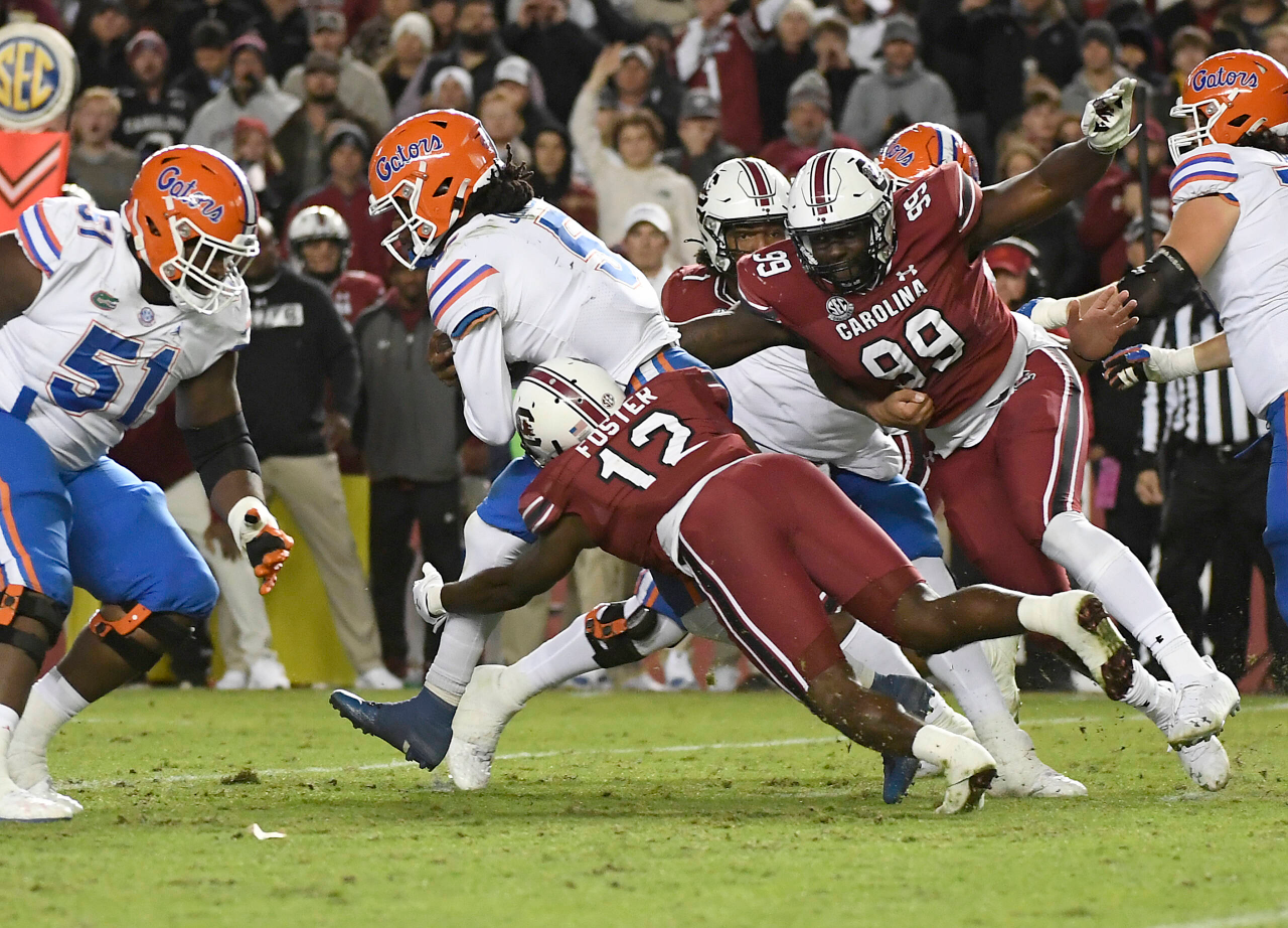 Football vs. Florida (Nov. 6, 2021)