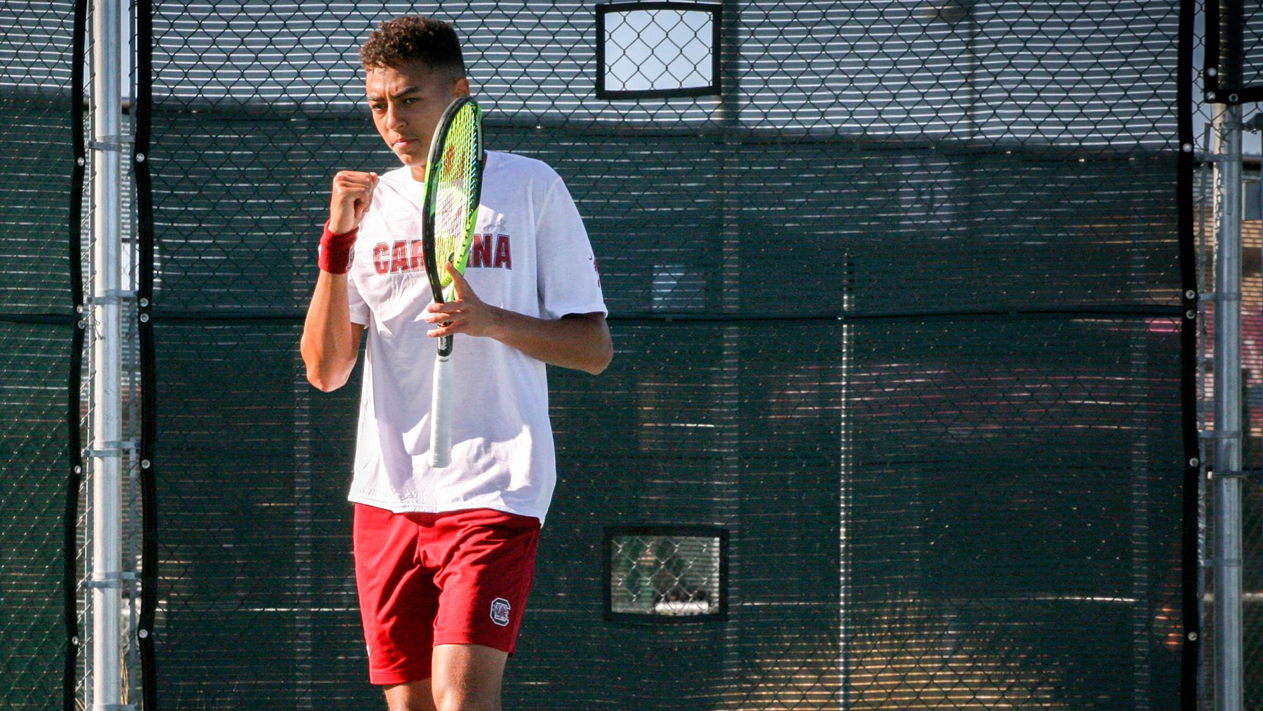 Jubb Locks Up Spot in Round of 16