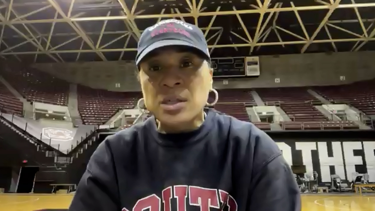 1/29/22 - Dawn Staley News Conference