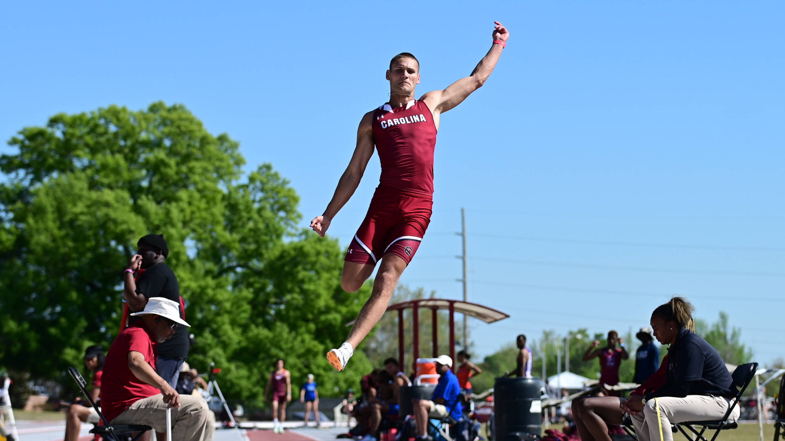 Track & Field Returns to Action in Gainesville