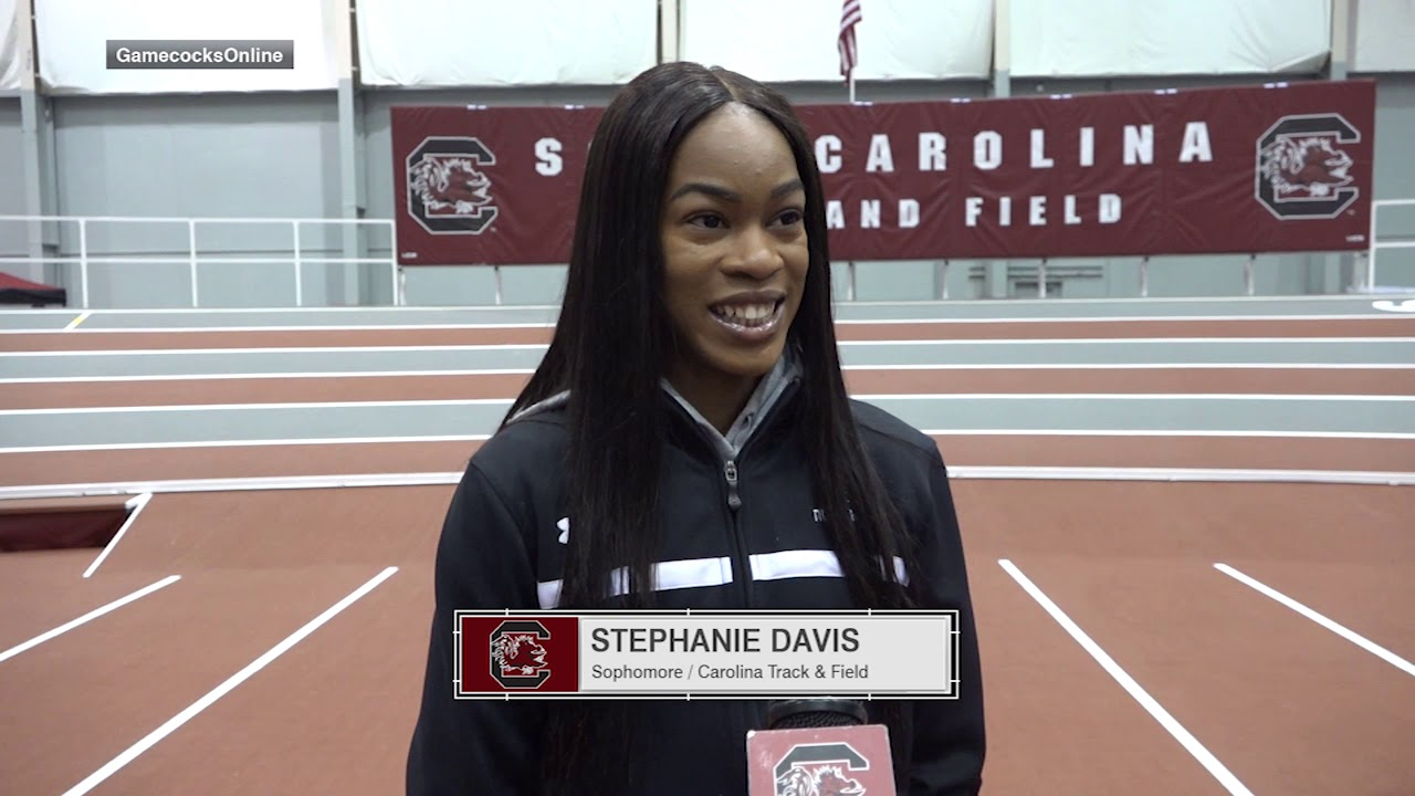 T&F: Stephanie Davis Meets With Media To Discuss First Indoor Home Meet and Upcoming Trip