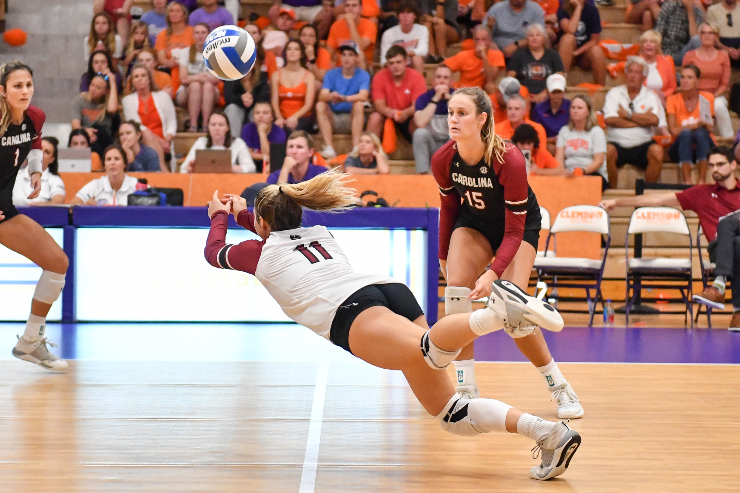 Volleyball Loses at Clemson in Five Sets