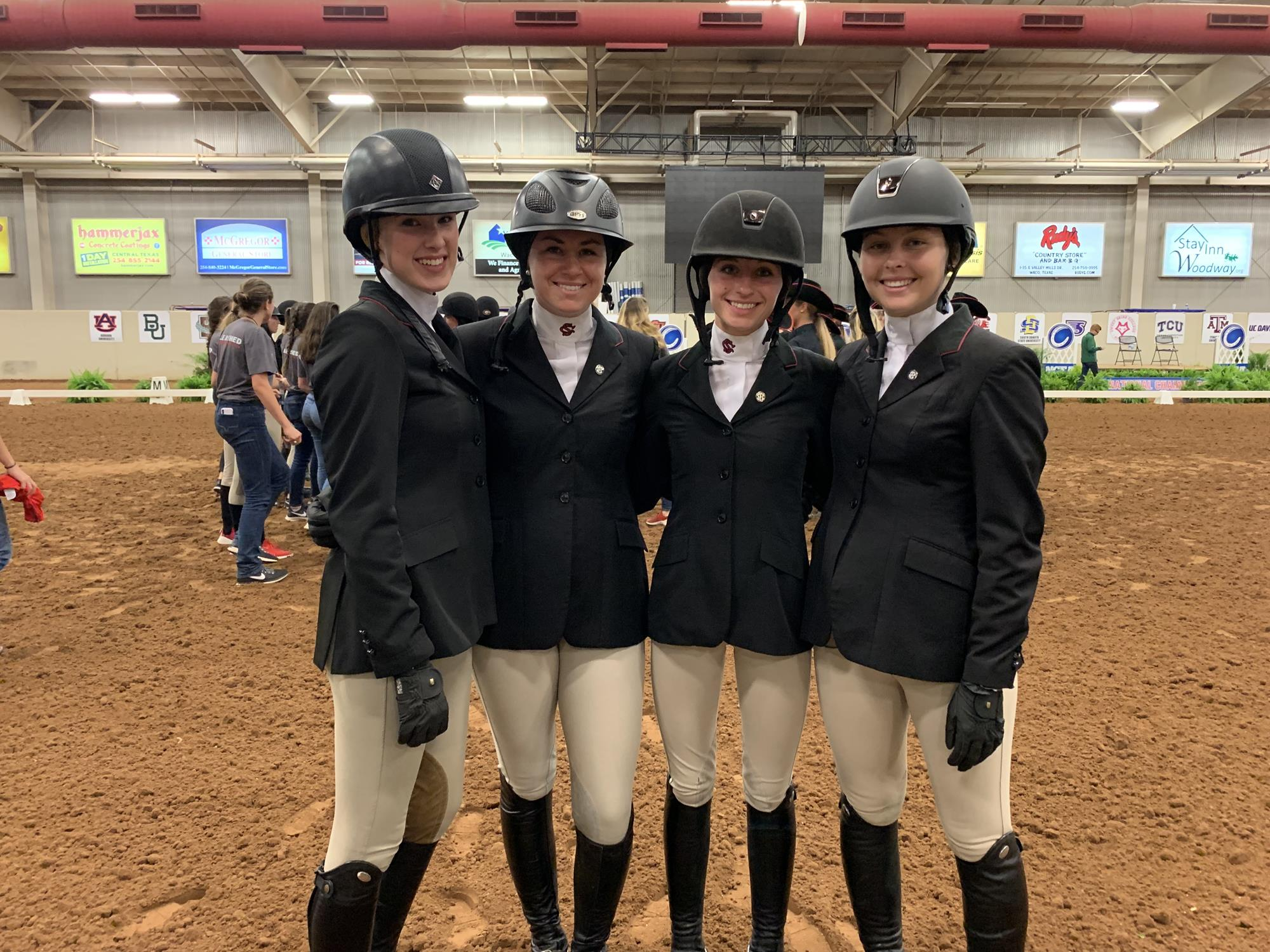 Carolina to Compete for National Title in Equitation on the Flat
