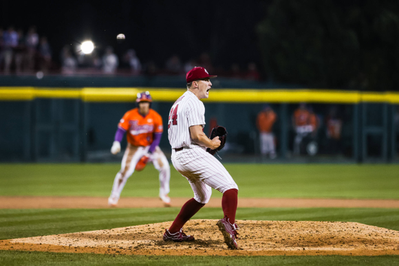 Baseball Shuts Out Clemson to Start the In-State Series