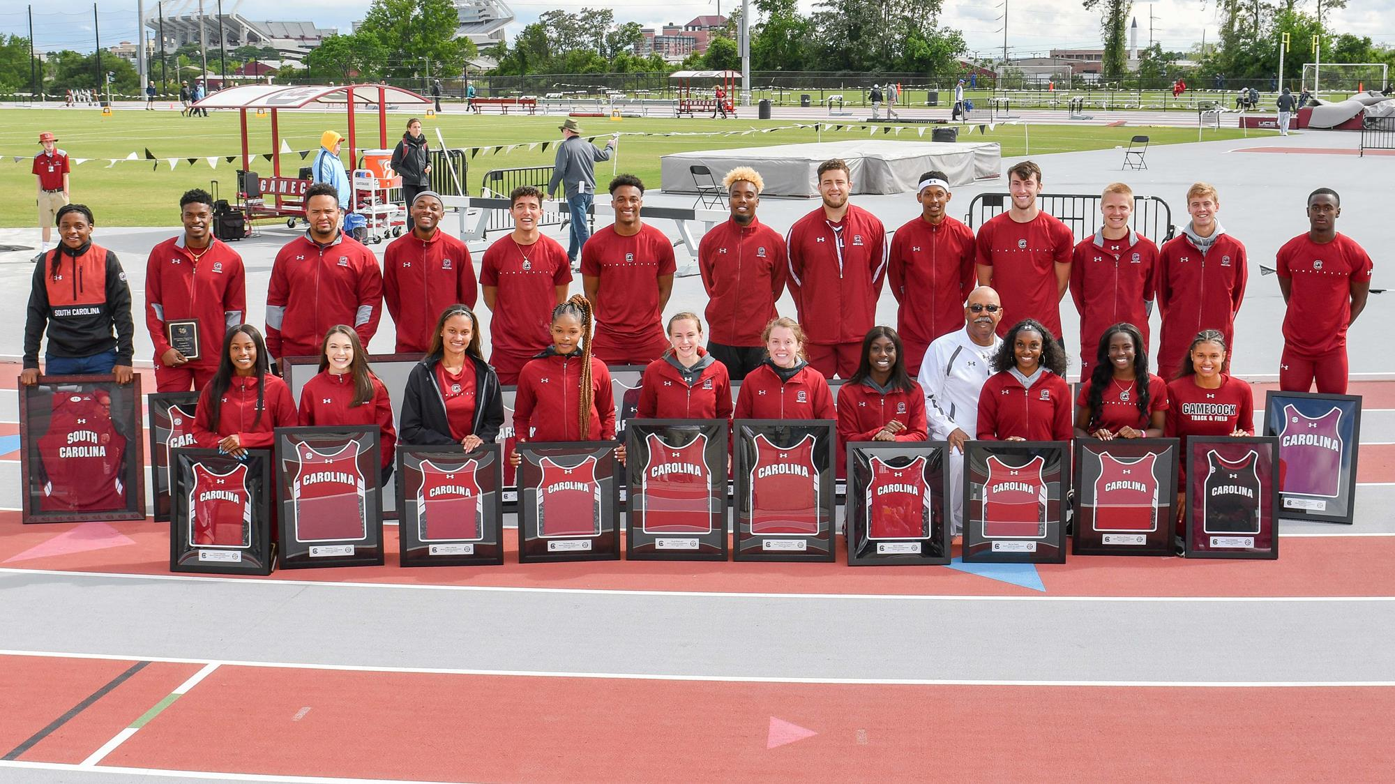 Gamecocks Celebrate Senior Day, Win 14 Events at USC Outdoor Open