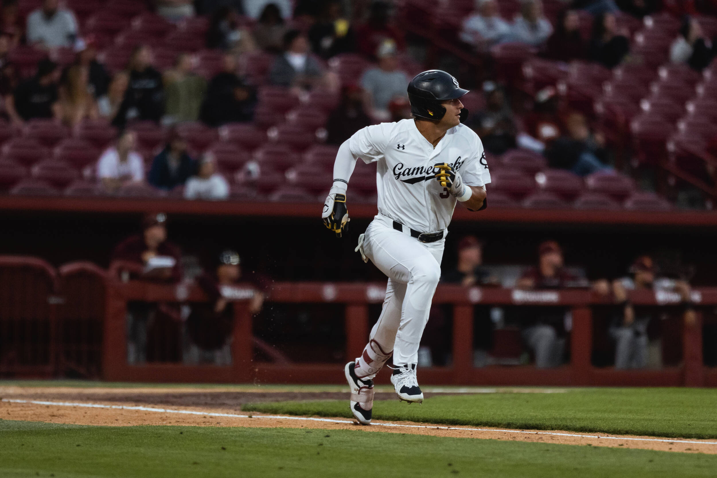 Baseball Drops Home Finale to Winthrop