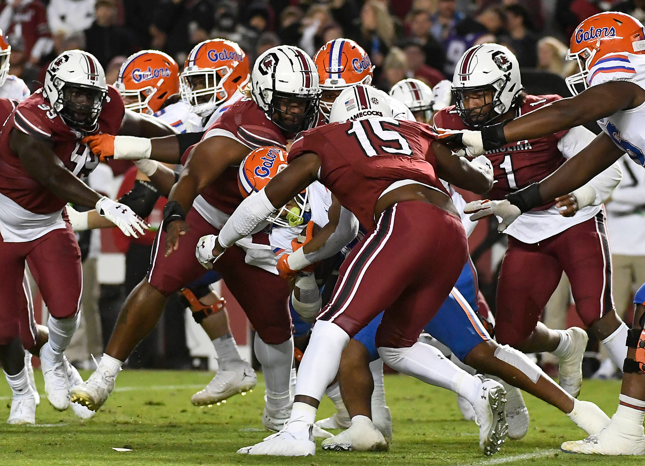 Football vs. Florida (Nov. 6, 2021)