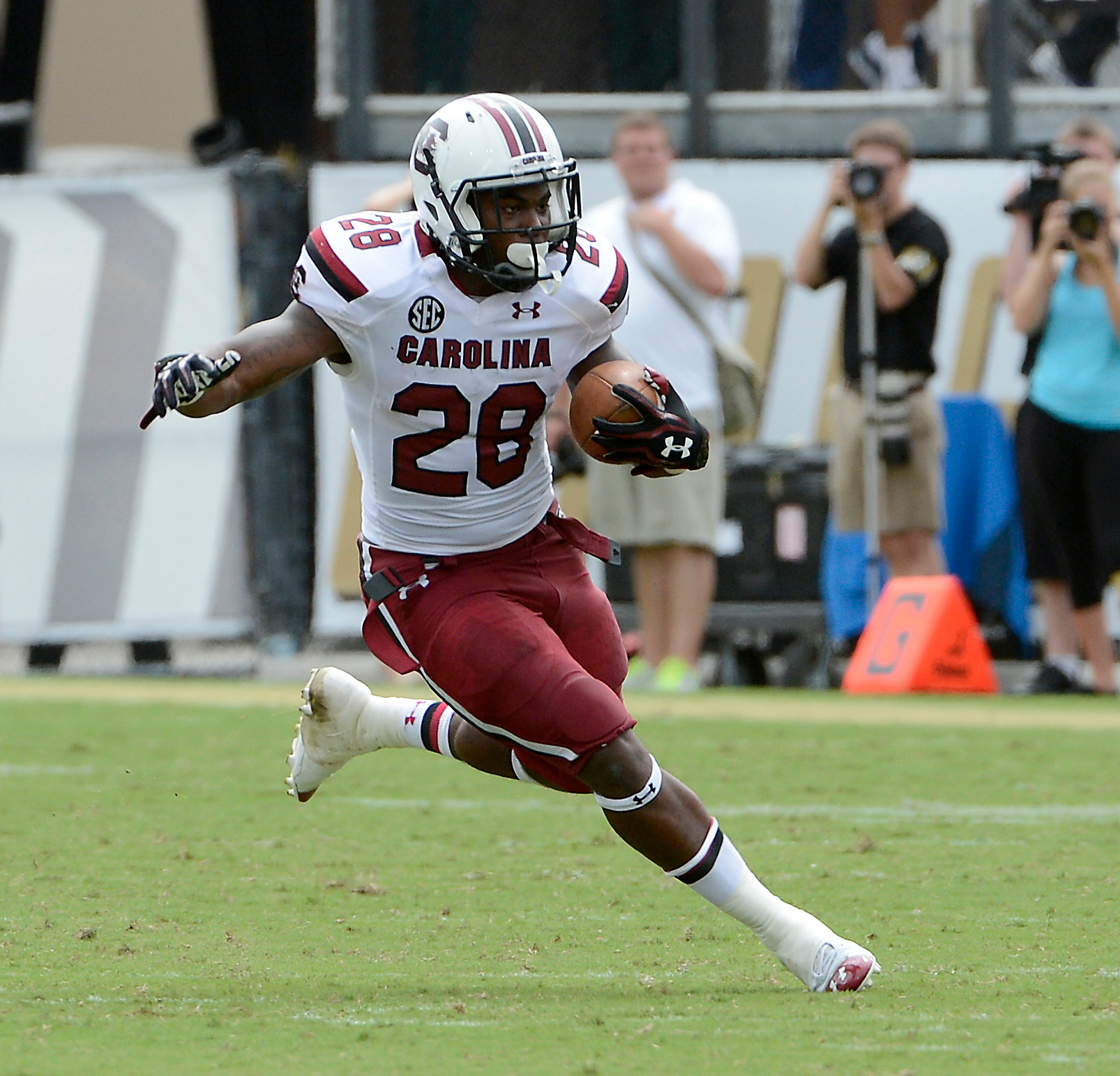 Mike Davis Named to 2014 Doak Walker Watch List