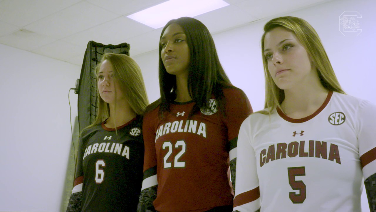 Gamecock Volleyball Debuts Its 2017 Jerseys