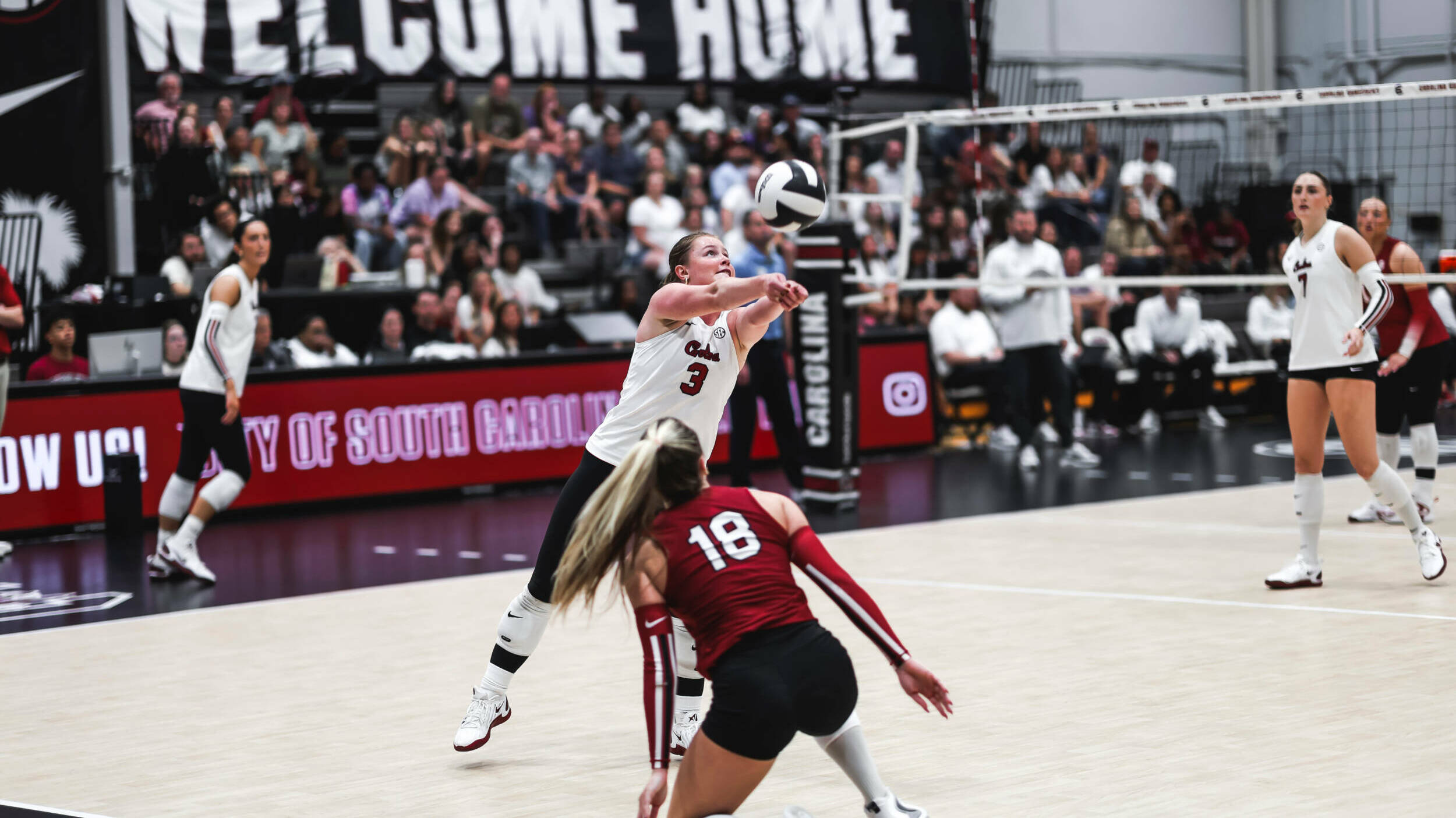 South Carolina Falls to Oklahoma in SEC Home Opener