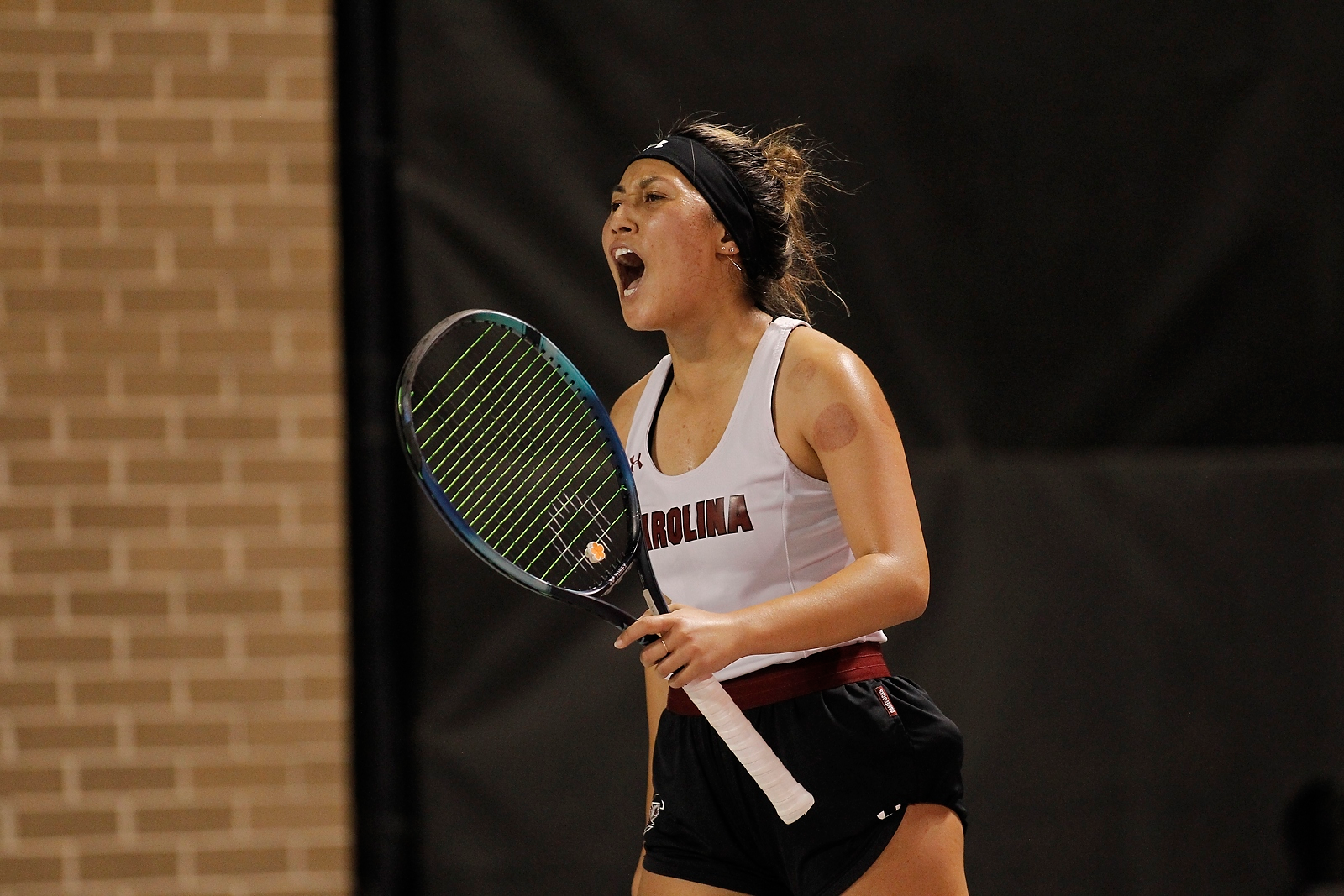 Women’s Tennis Opens SEC Play With A Win