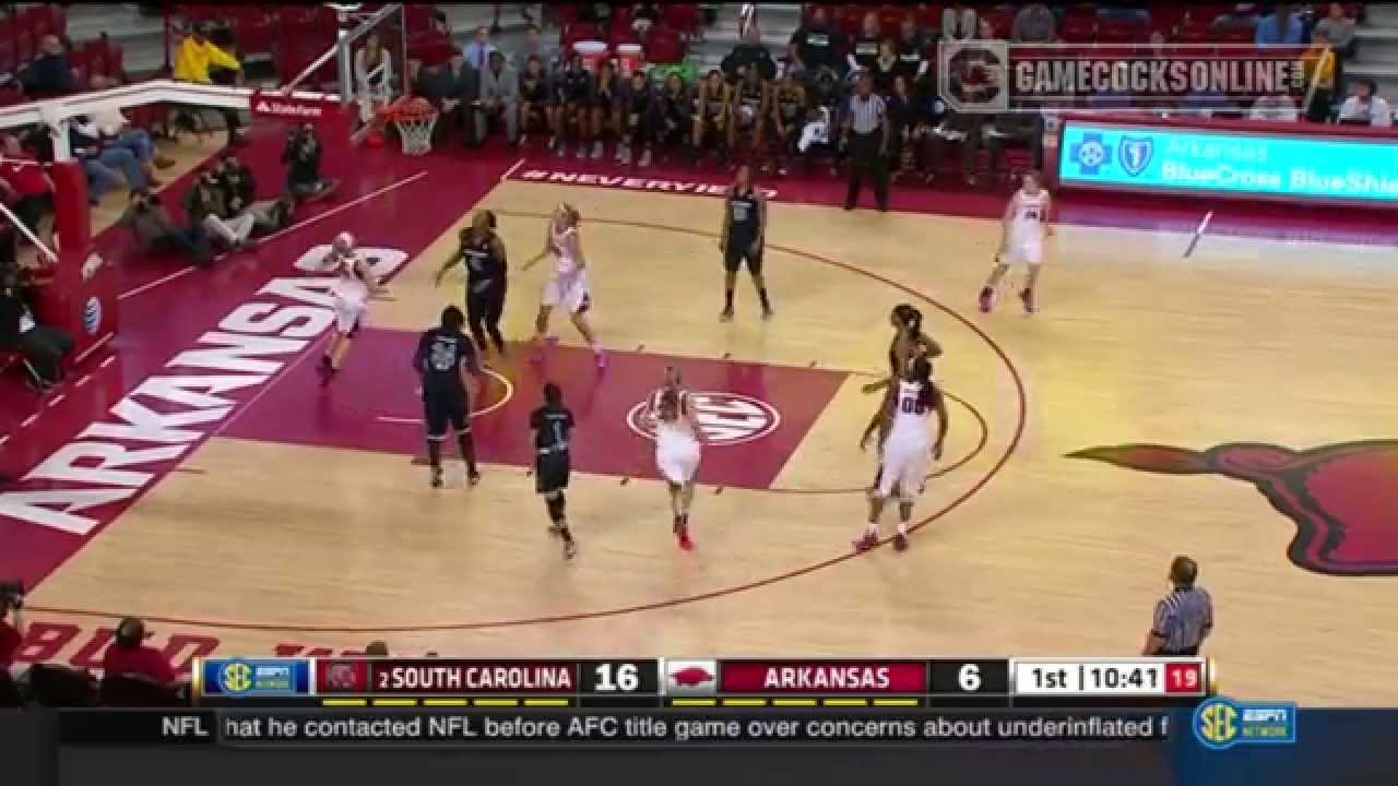 Highlights: South Carolina Takes Down Arkansas 73-56