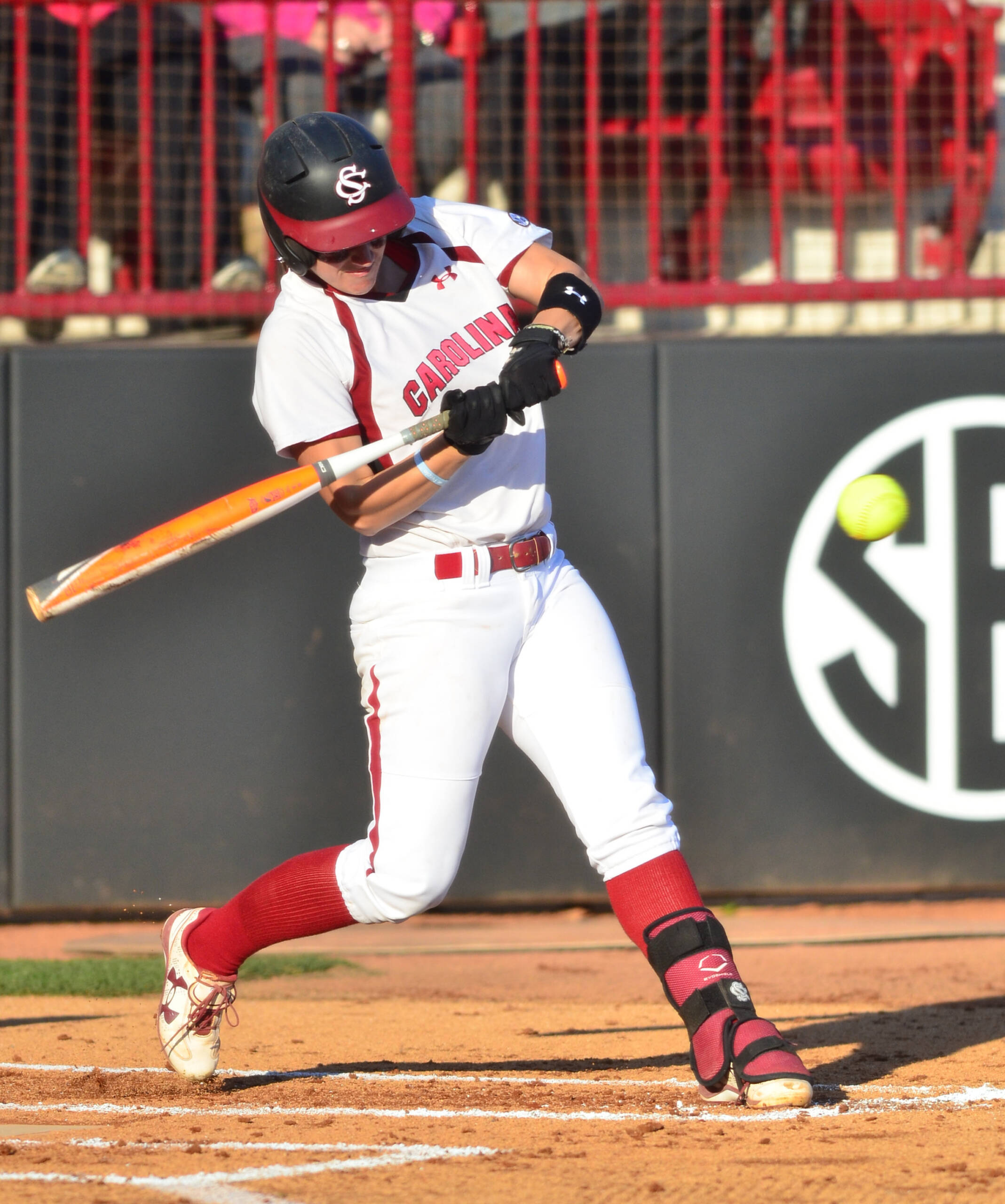 Two Seventh-Inning Homers Not Enough in 5-4 Loss at No. 4/3 Tennessee