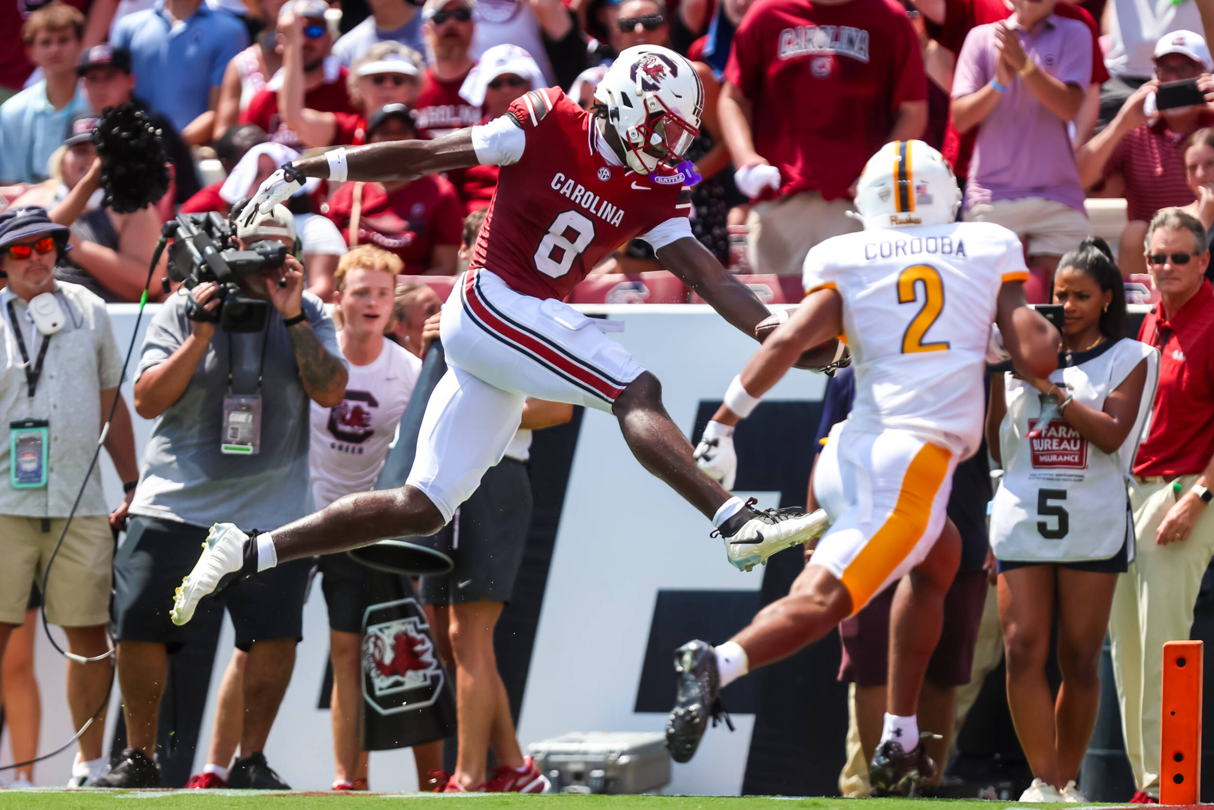 Football Opens 2026 Season with 57-0 Win over Kent State