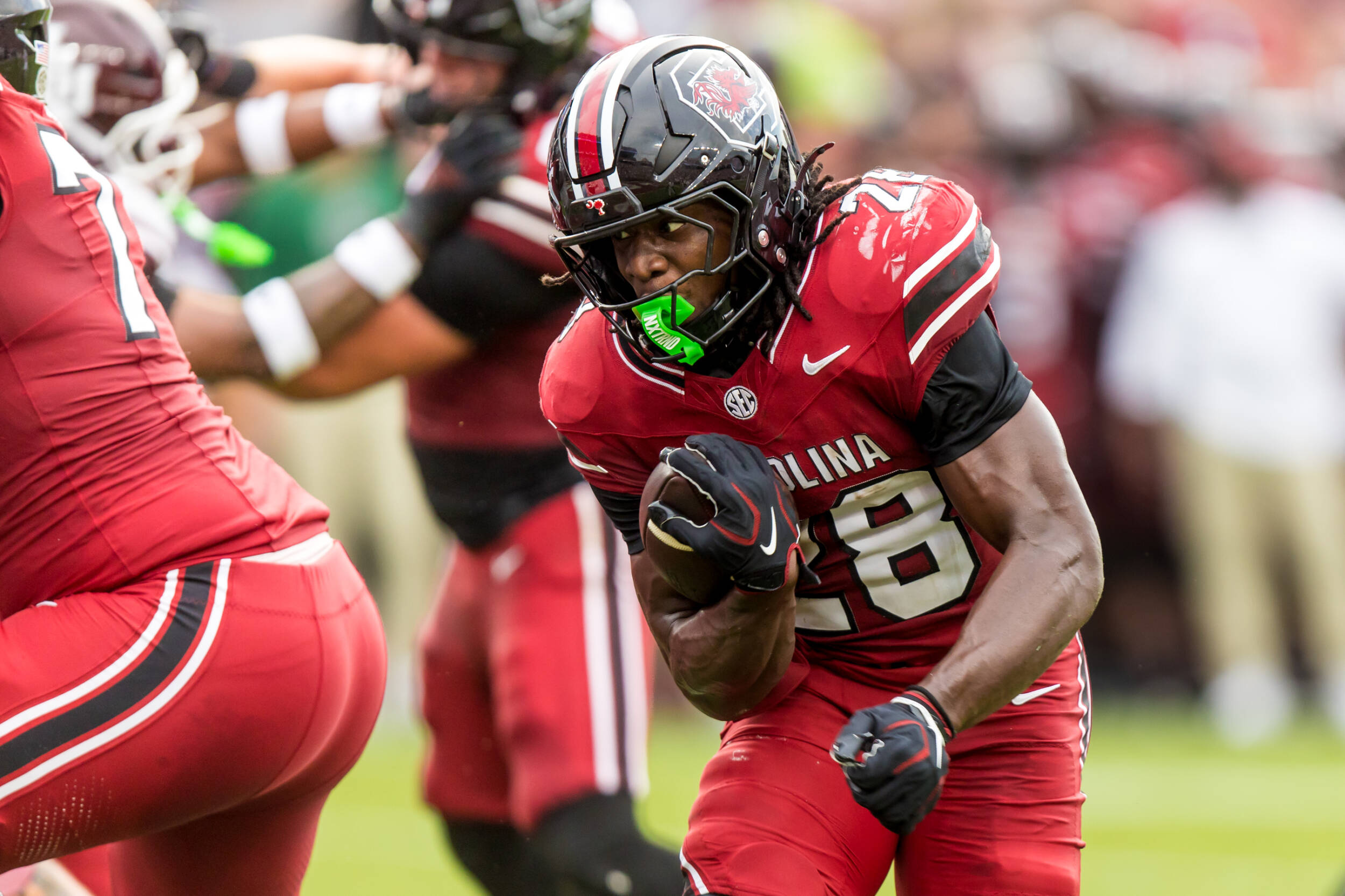 Football Falls to Mississippi State in SEC Opener