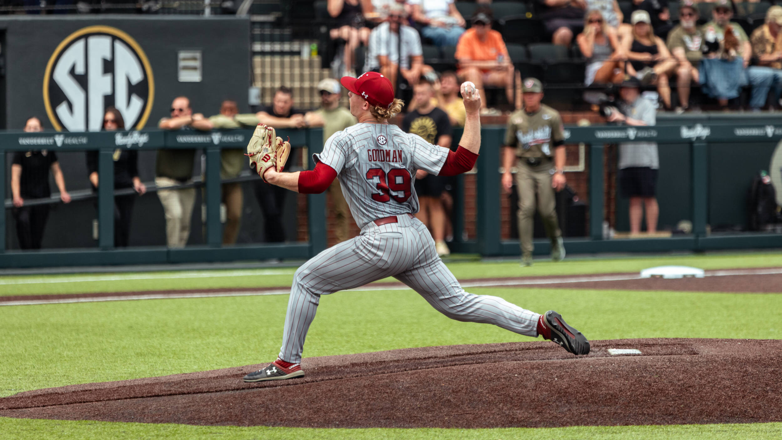 Baseball Falls, 5-3, to Vanderbilt in Regular-Season Finale