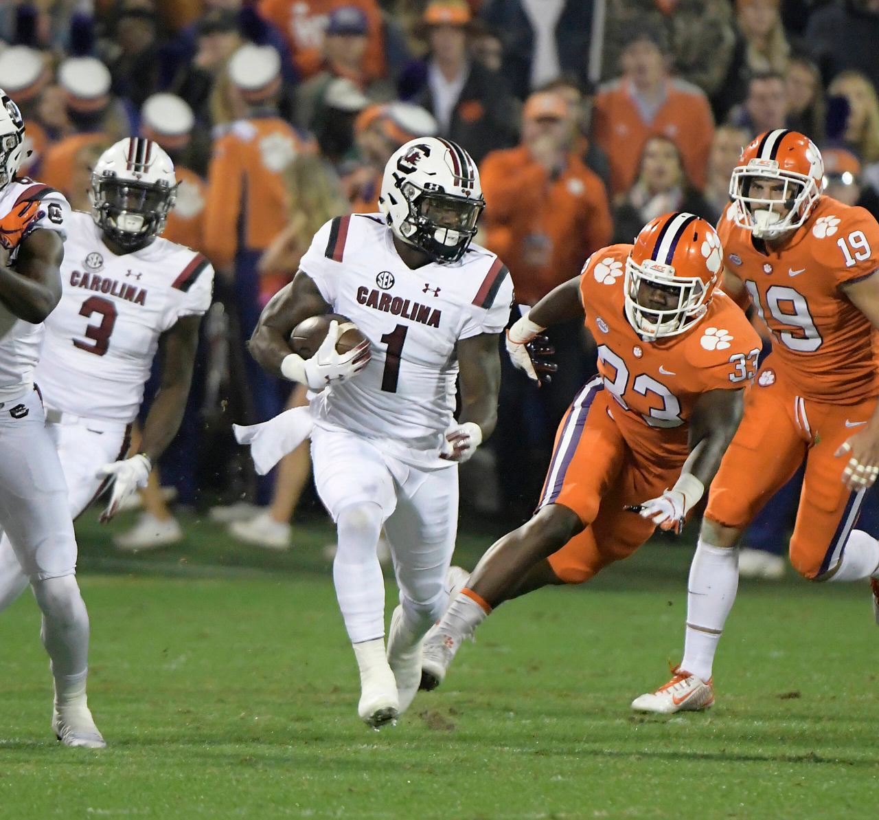 vs. Clemson (Nov. 24, 2018) I Photo by Allen Sharpe