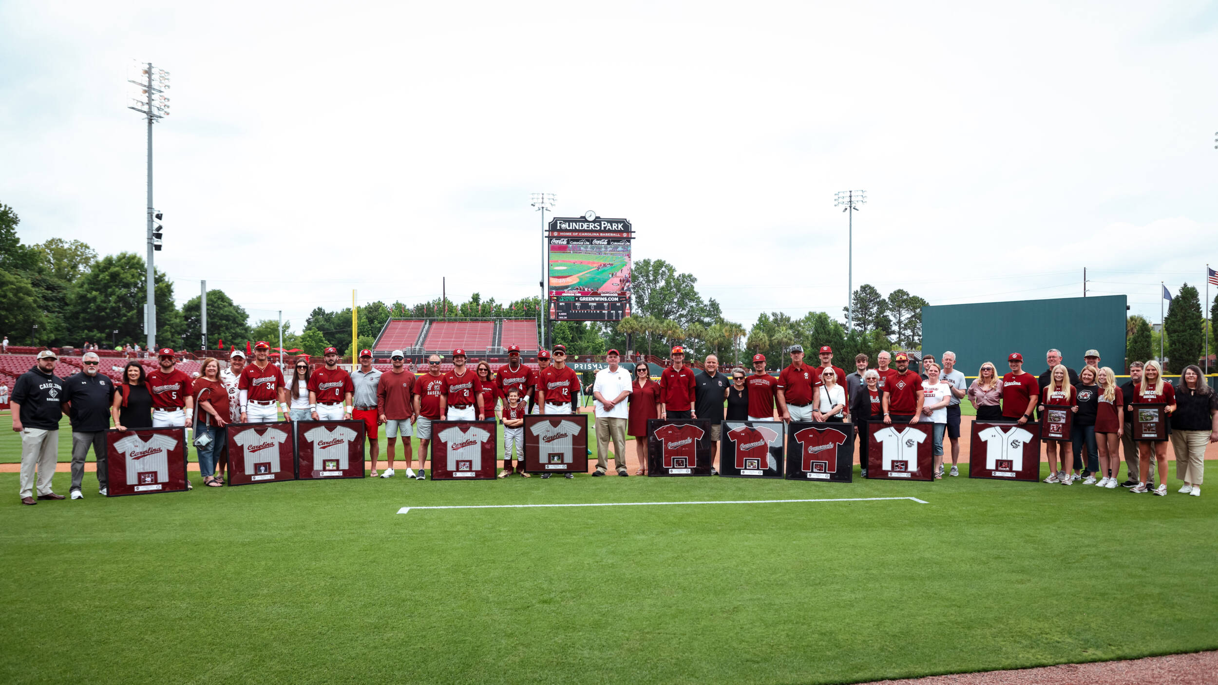 Baseball Falls to Alabama on Senior Day at Founders Park