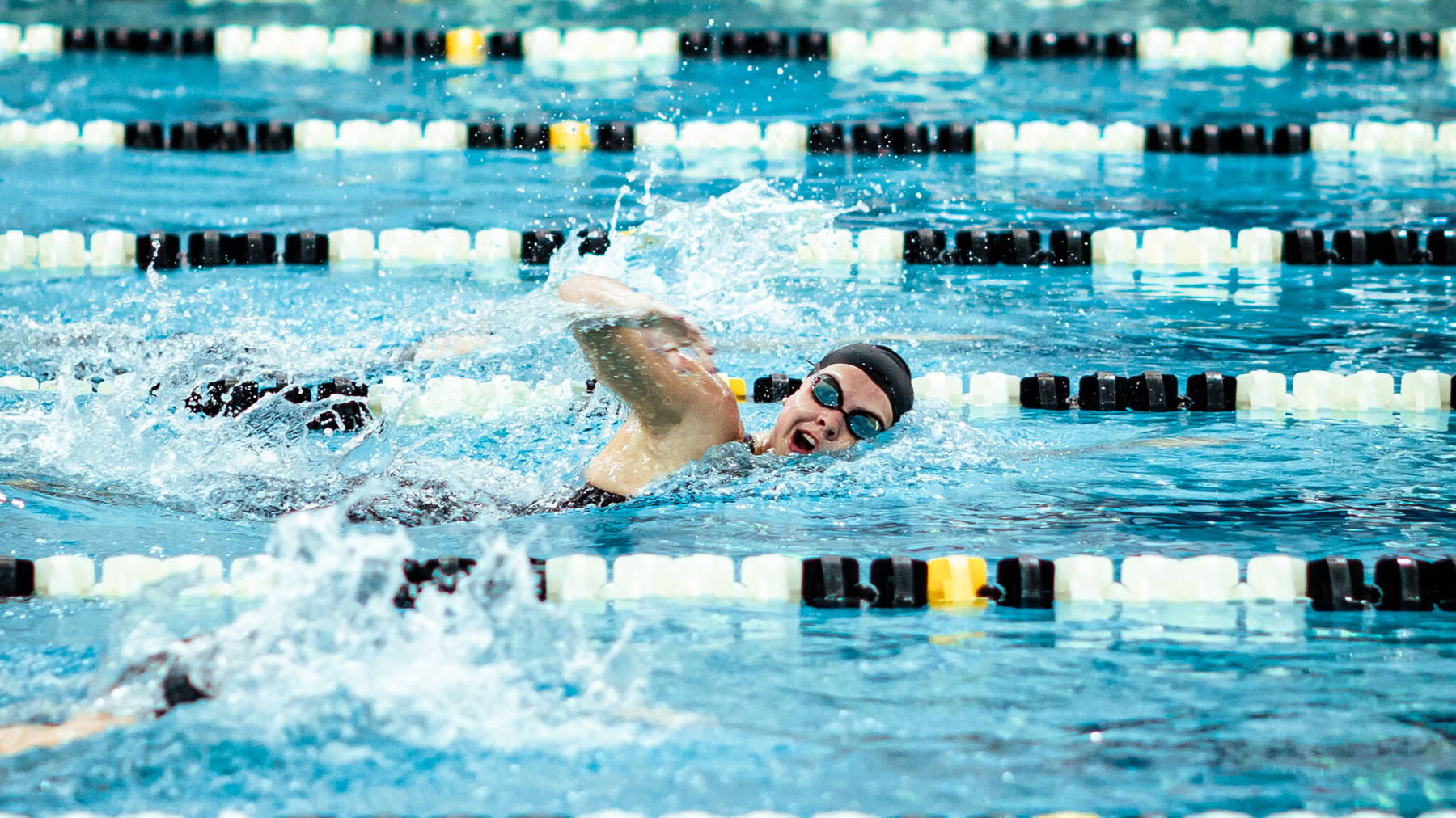 South Carolina Picks Up Three Wins on Opening Day of Gamecock Invitational
