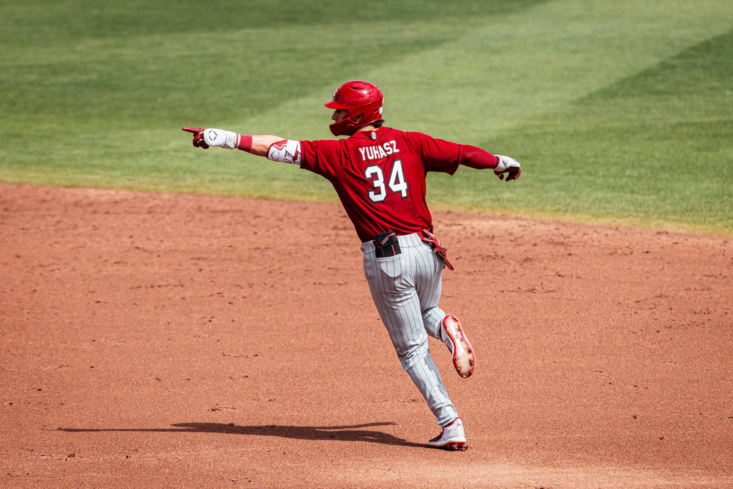 Baseball Drops Sunday Contest at Florida